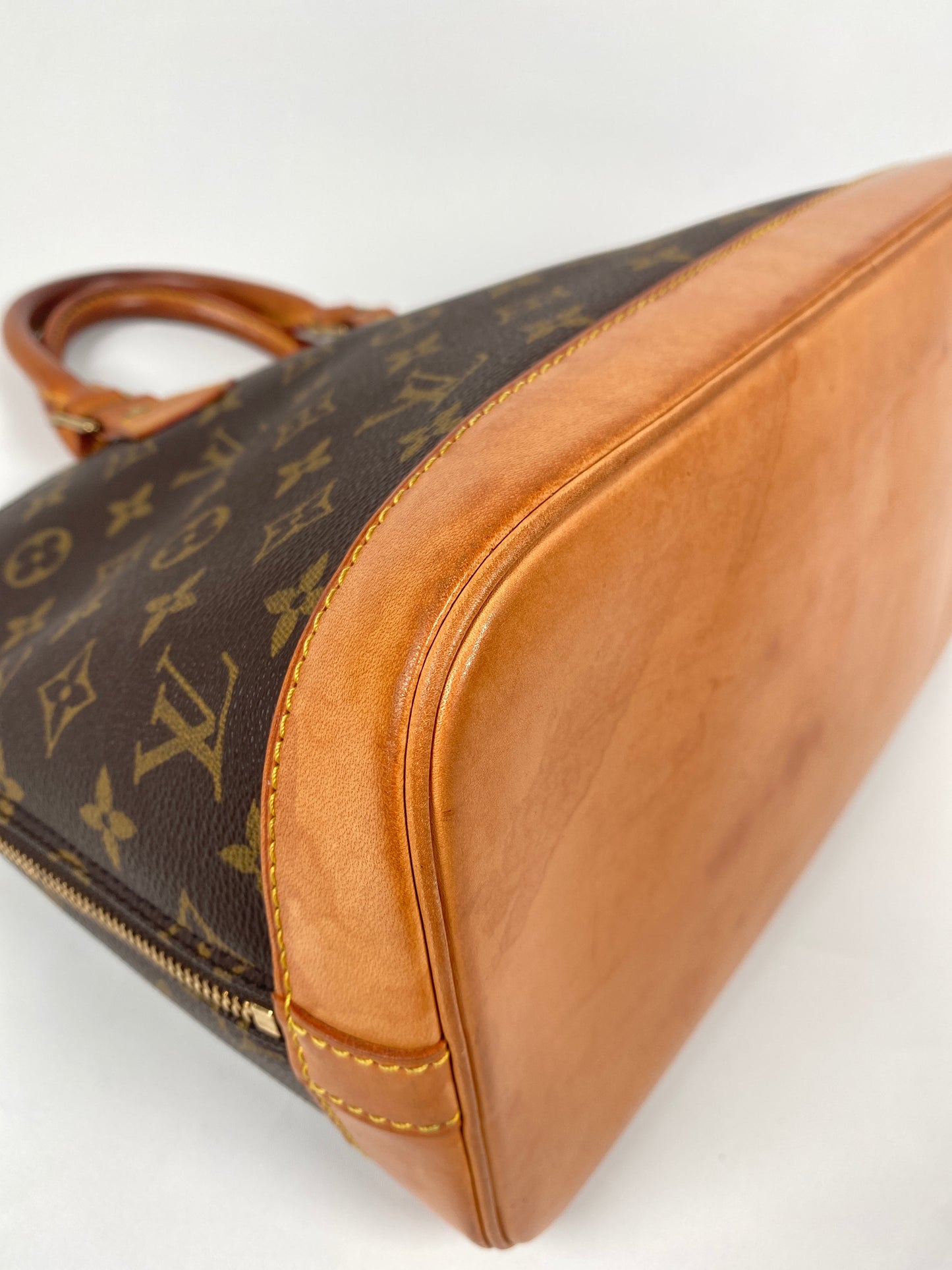 LOUIS VUITTON - ALMA PM HANDBAG MONOGRAM CANVAS - YR 1996