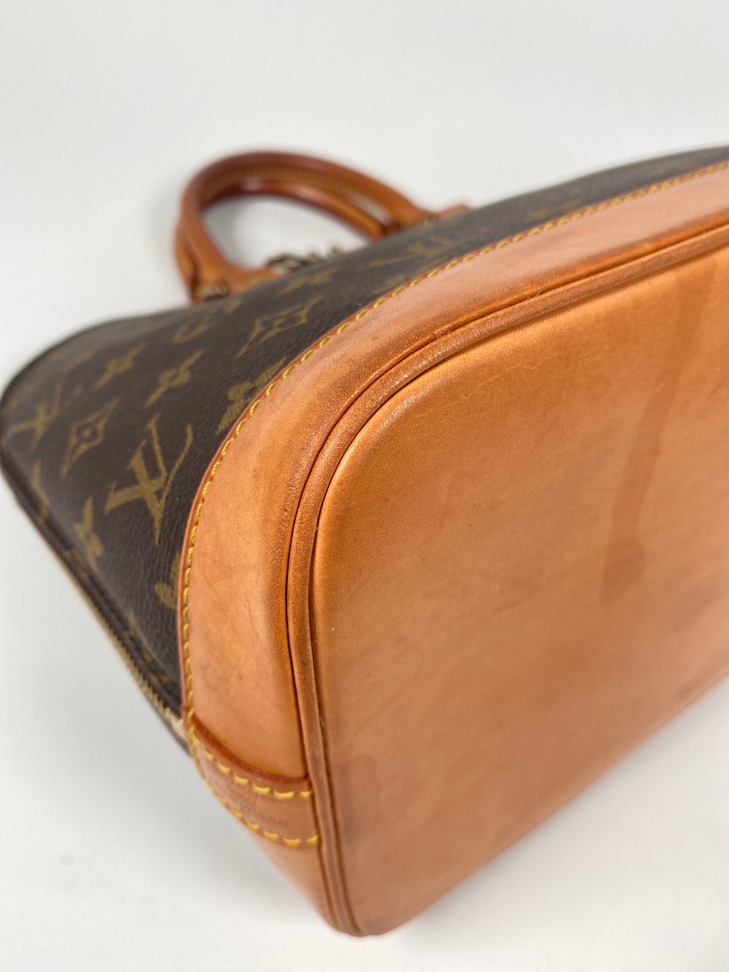 LOUIS VUITTON - ALMA PM HANDBAG MONOGRAM CANVAS - YR 1996