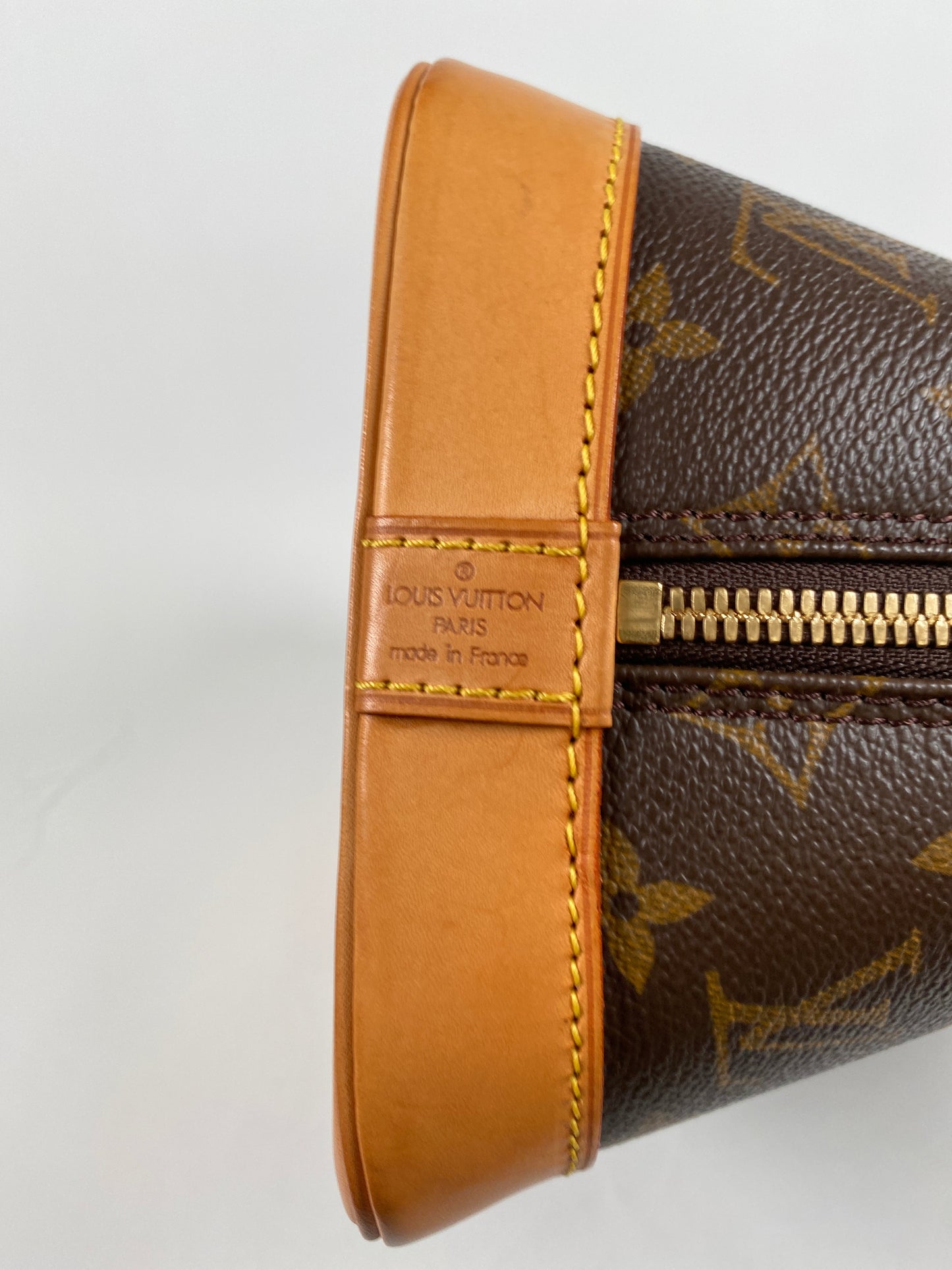 LOUIS VUITTON - VINTAGE ALMA PM IN MONOGRAM CANVAS - YR 2000