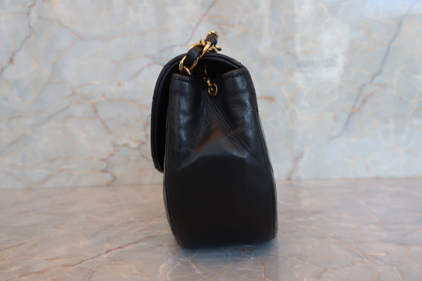 CHANEL/シャネル マトラッセチェーンショルダーバッグ ラムスキン ブラック/ゴールド金具 ショルダーバッグ 700070094