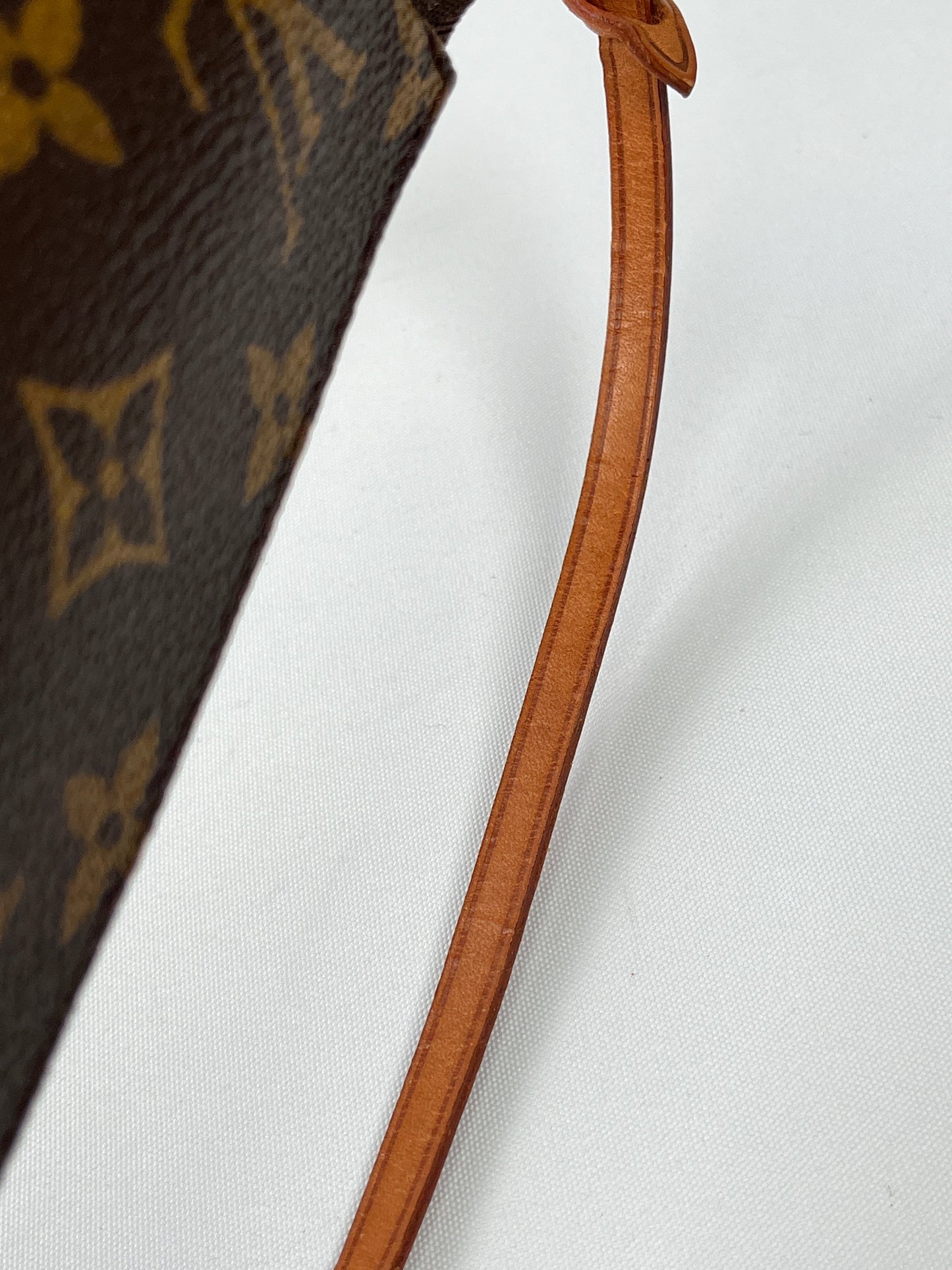 LOUIS VUITTON - POCHETTE ACCESSORIES MONOGRAM CANVAS