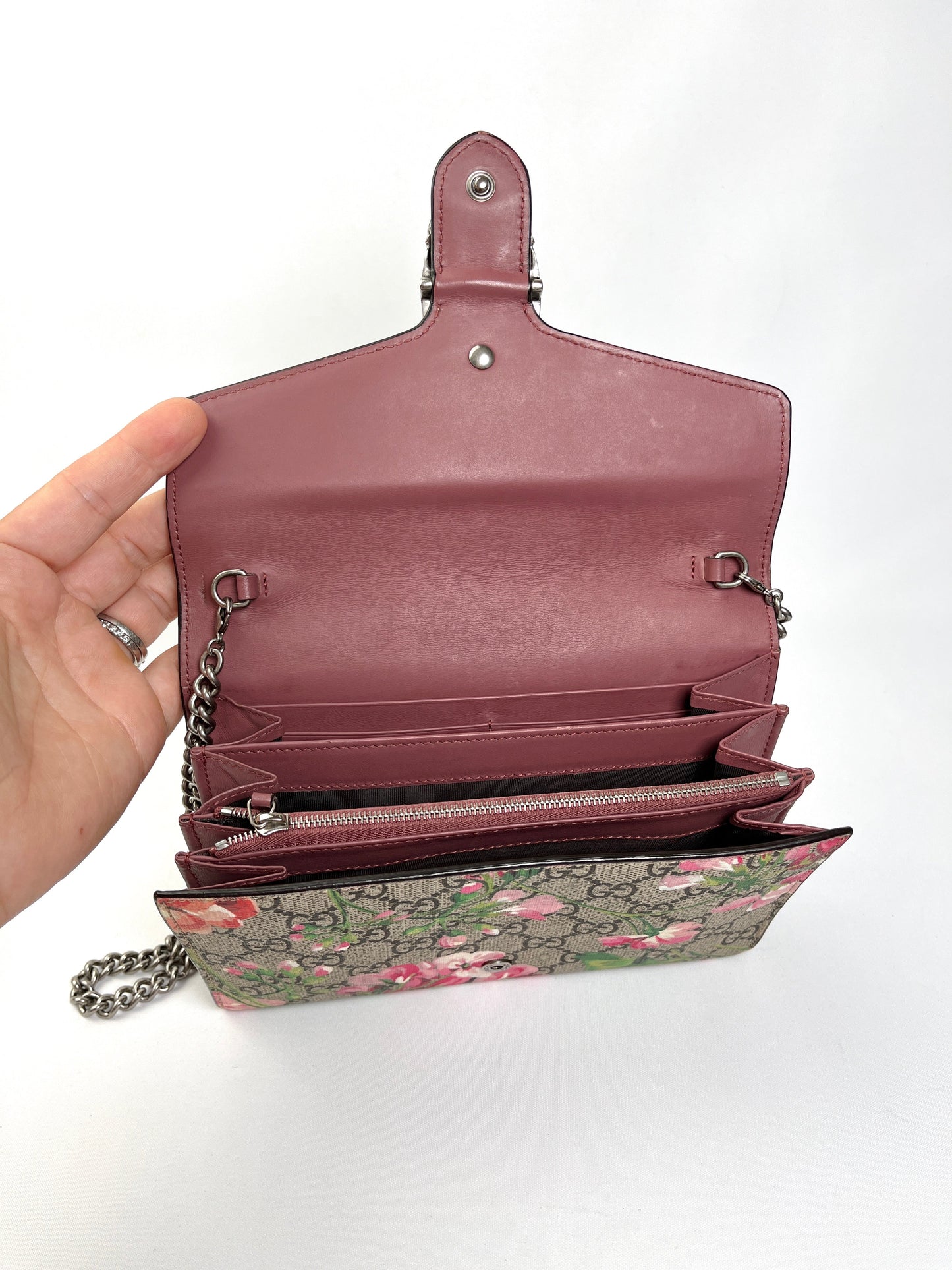 GUCCI - DIONYSUS GG SUPREME BLOOMS PRINT CHAIN WALLET