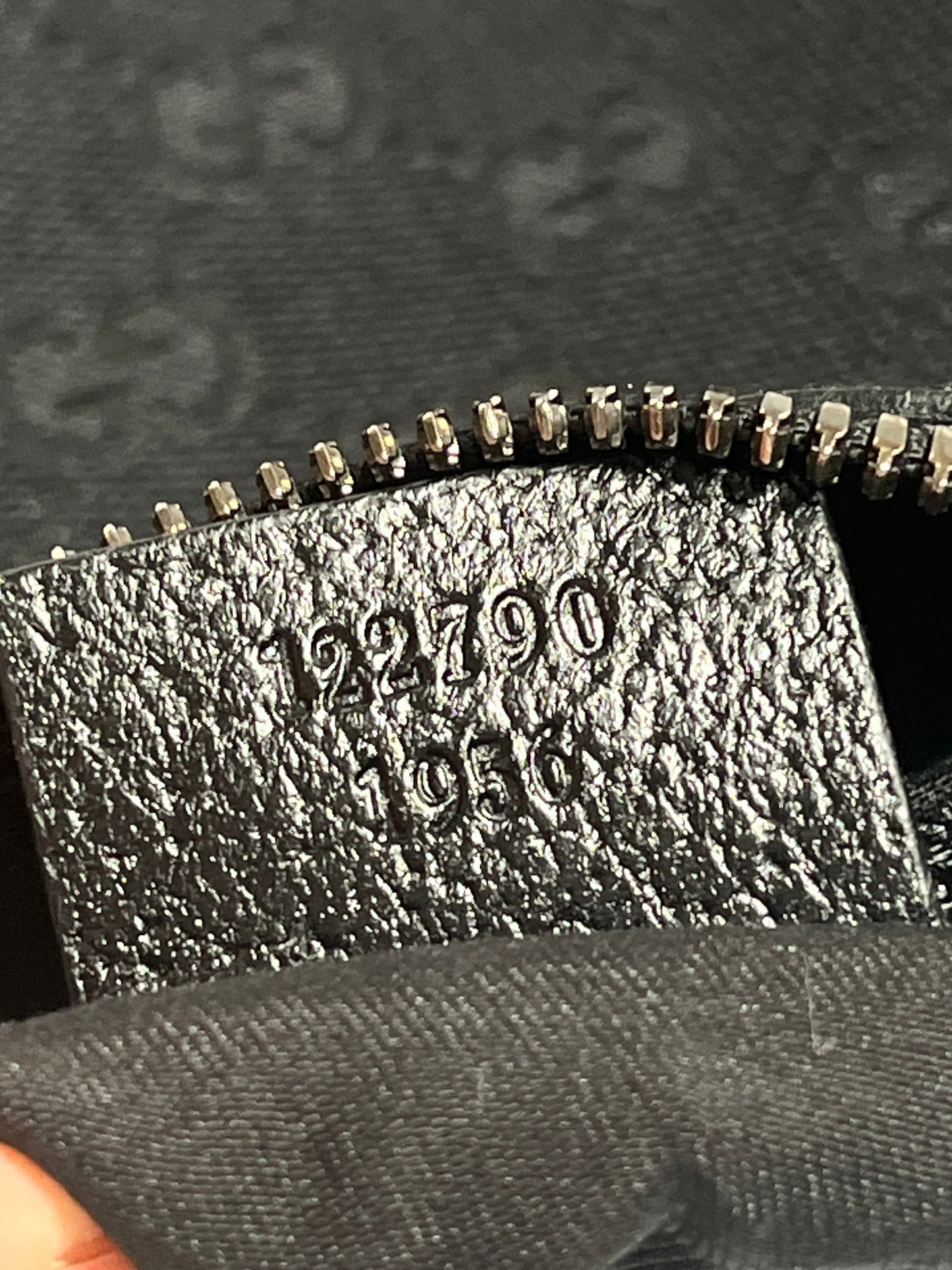 GUCCI - BLACK GG CANVAS HALF MOON HOBO CROSS BODY BAG
