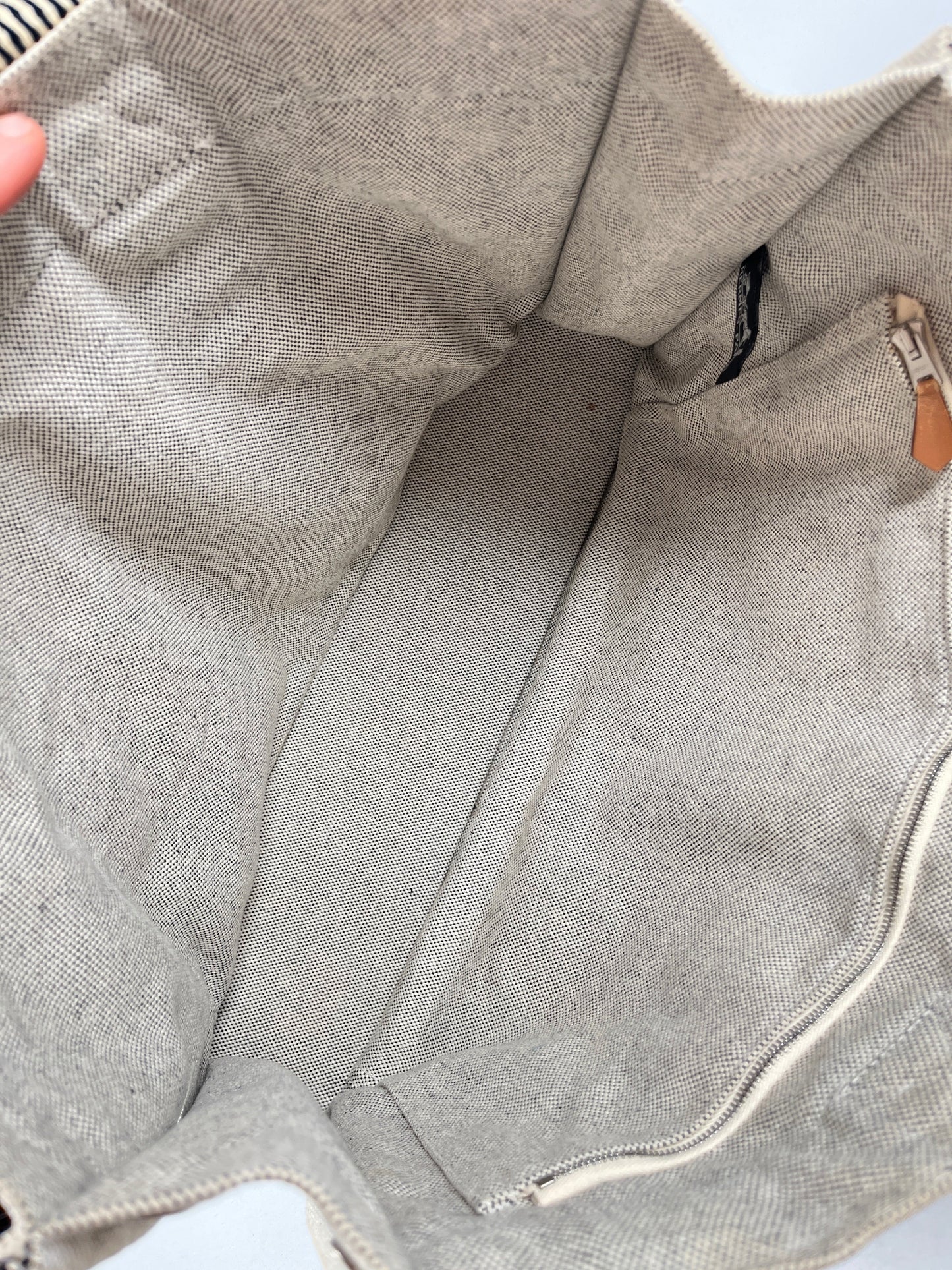 HERMÈS - GRAY COTTON CANVAS FOURRE-TOUT GM TOTE