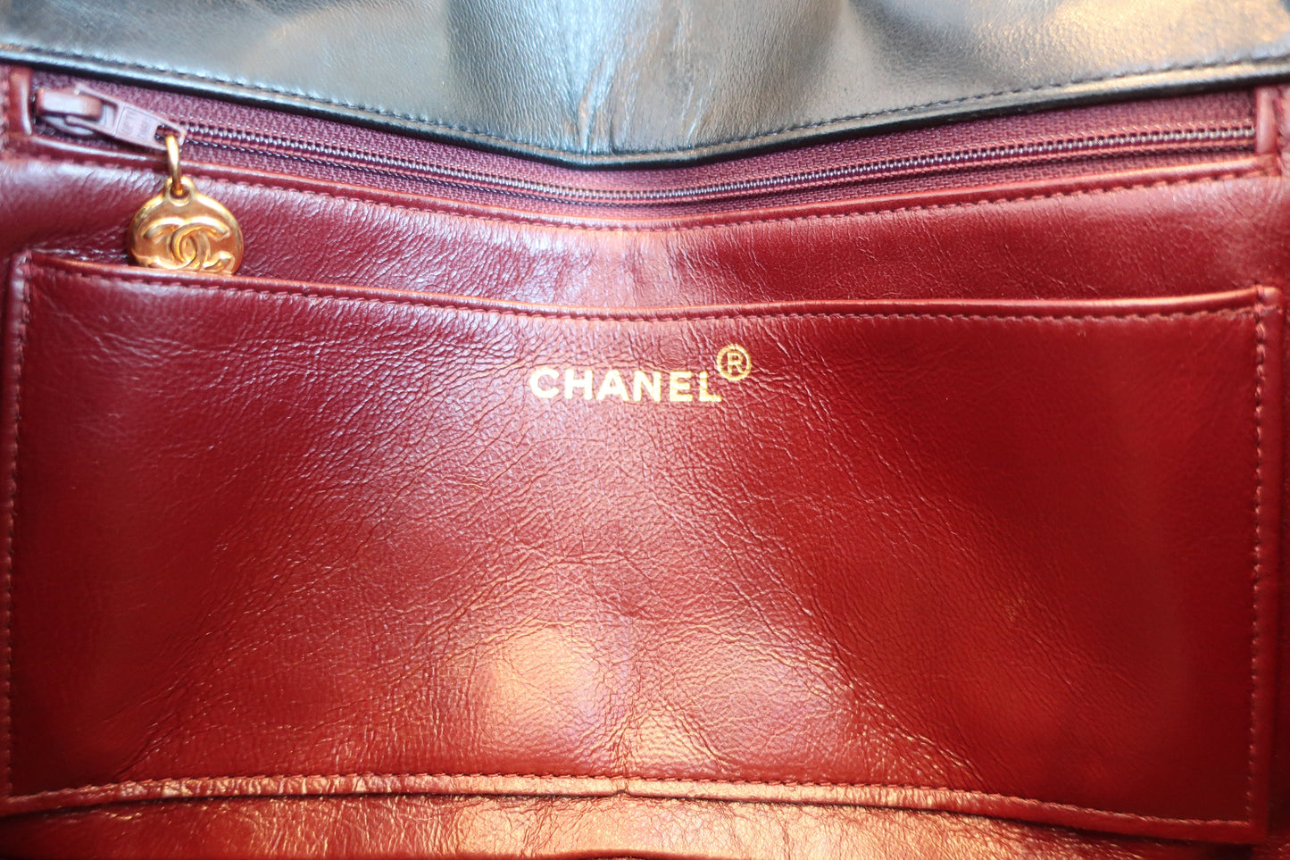 CHANEL/シャネル ダイアナマトラッセチェーンショルダーバッグ ラムスキン ブラック/ゴールド金具 ショルダーバッグ 700070184