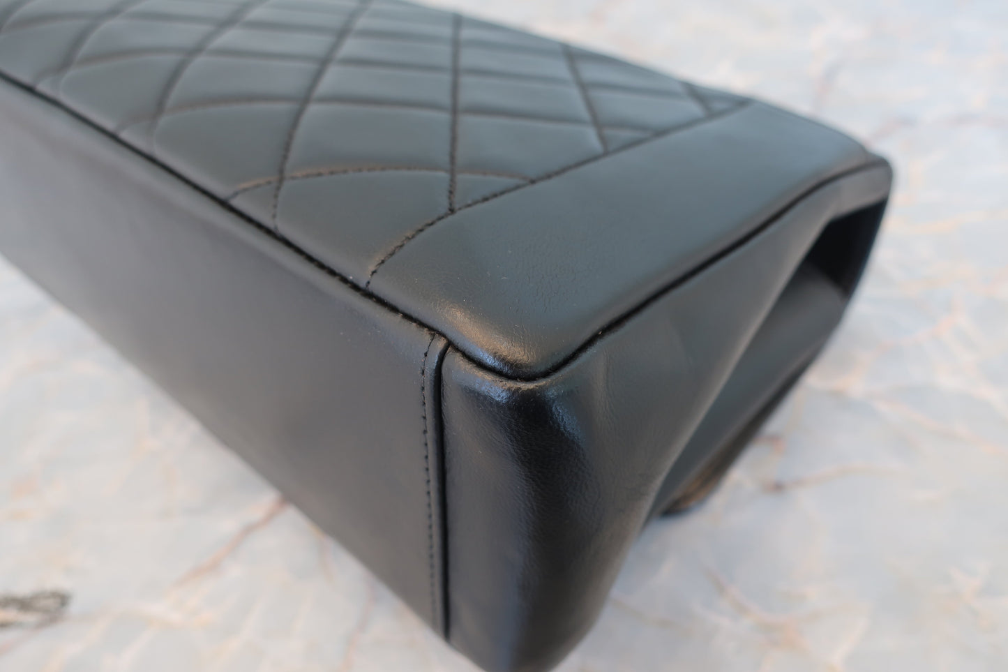 CHANEL/シャネル ダイアナマトラッセチェーンショルダーバッグ ラムスキン ブラック/ゴールド金具 ショルダーバッグ 700070186