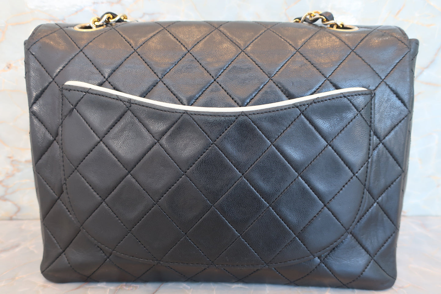 CHANEL/シャネル マトラッセバイカラーチェーンショルダーバッグ ラムスキン ブラック/ホワイト/ゴールド金具 ショルダーバッグ 700070158
