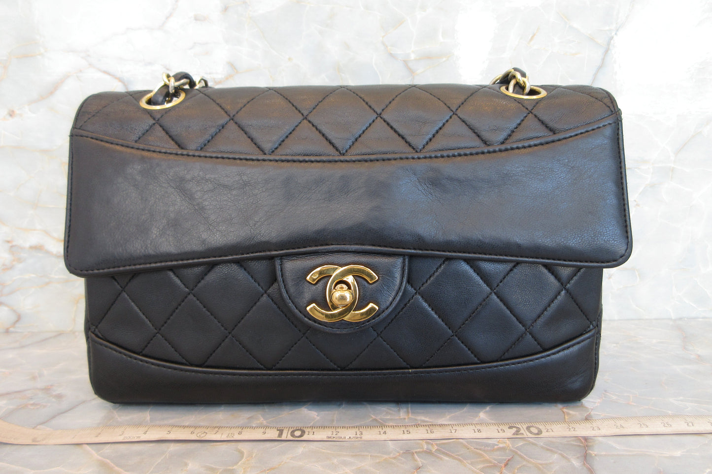 CHANEL/シャネル マトラッセチェーンショルダーバッグ ラムスキン ブラック/ゴールド金具 ショルダーバッグ 700070164