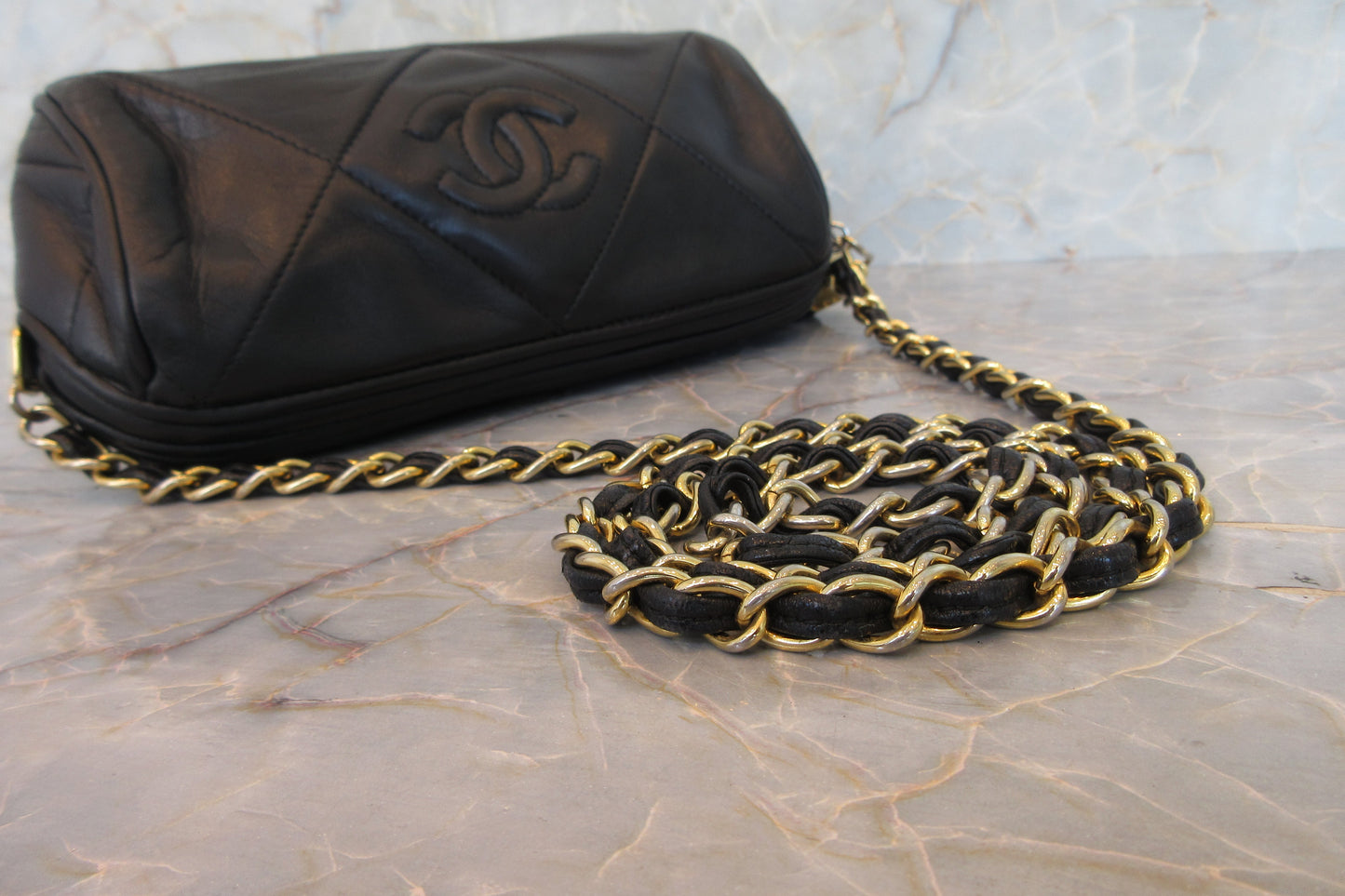 CHANEL/シャネル マトラッセフリンジチェーンショルダーバッグ ラムスキン ブラック/ゴールド金具 ショルダーバッグ 700070216