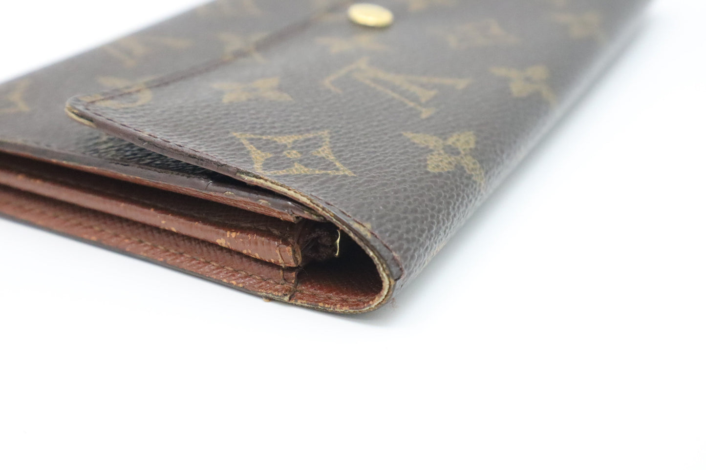 Louis Vuitton Sarah Wallet in Monogram Canvas