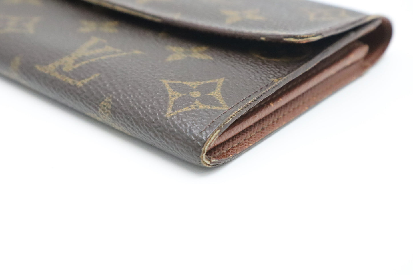 Louis Vuitton Sarah Wallet in Monogram Canvas