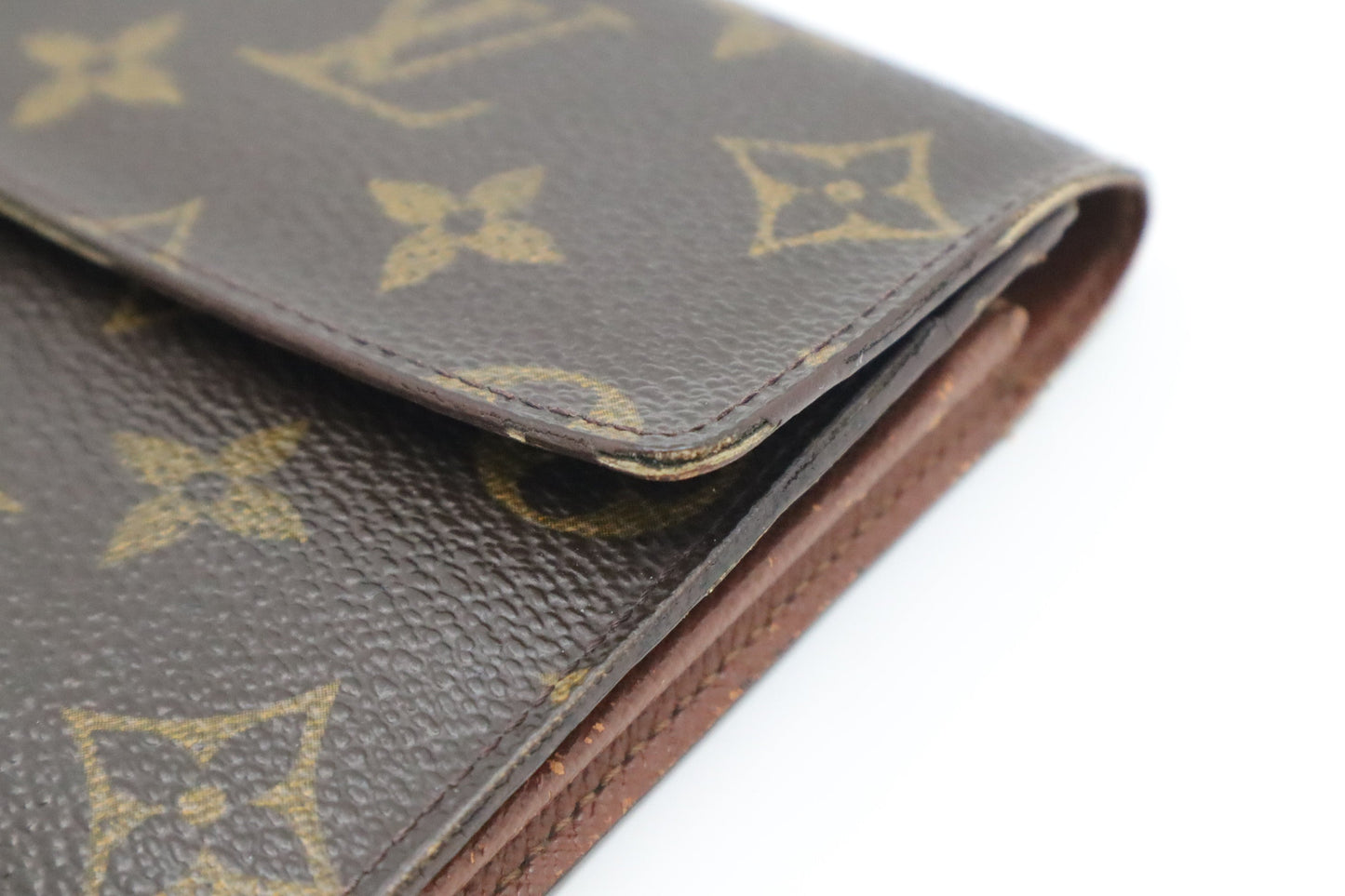 Louis Vuitton Sarah Wallet in Monogram Canvas