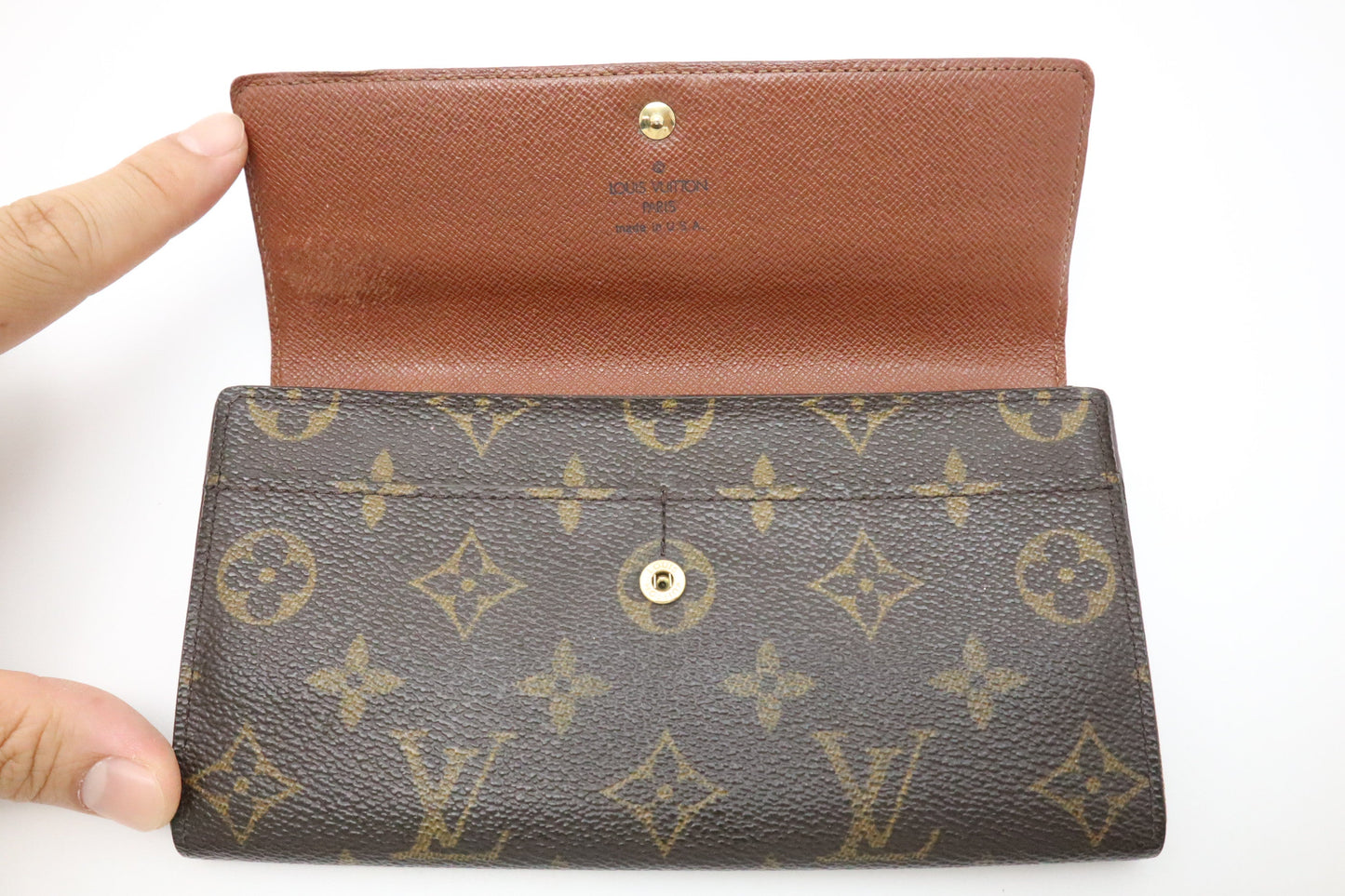 Louis Vuitton Sarah Wallet in Monogram Canvas