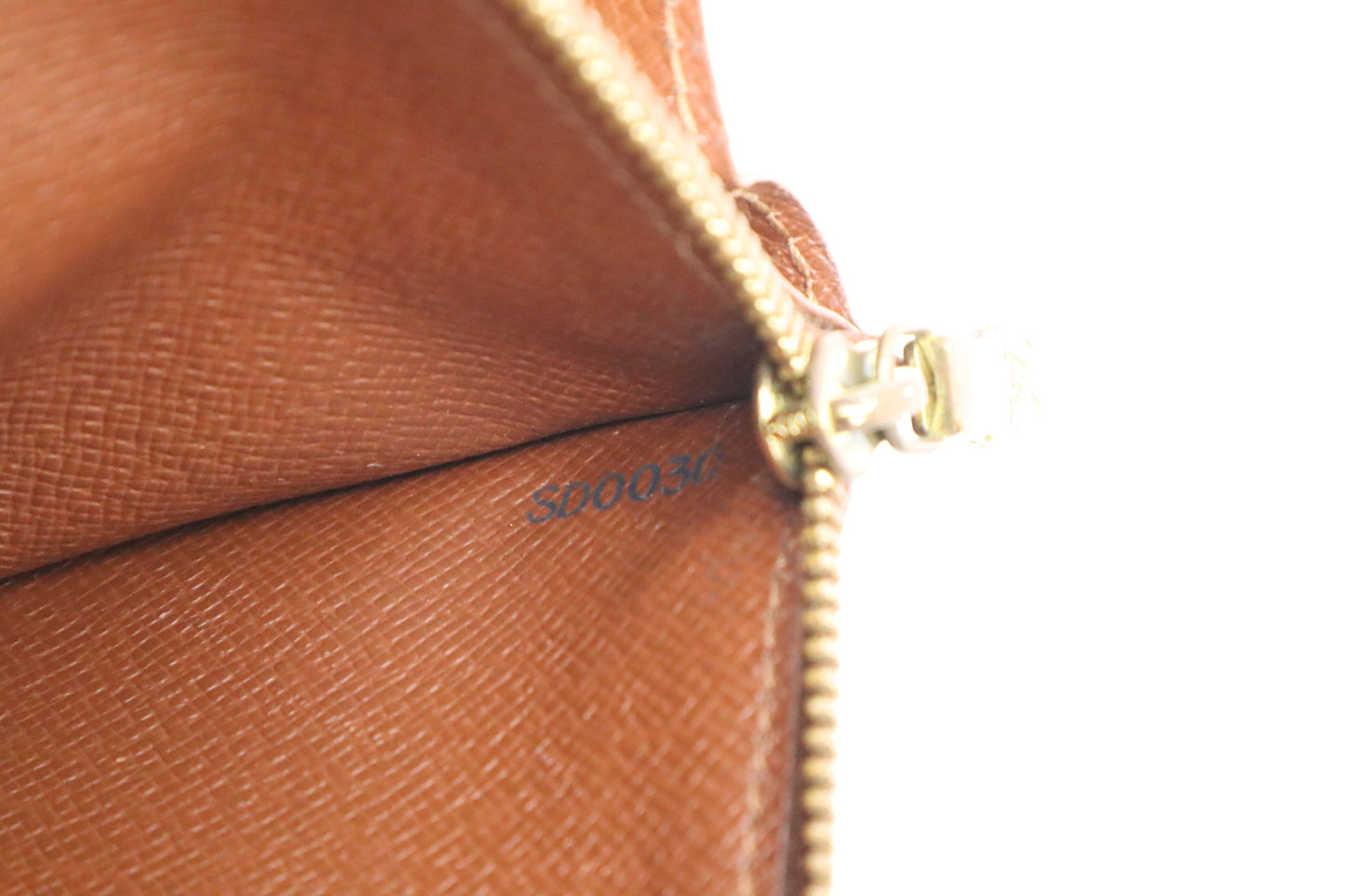 Louis Vuitton Sarah Wallet in Monogram Canvas