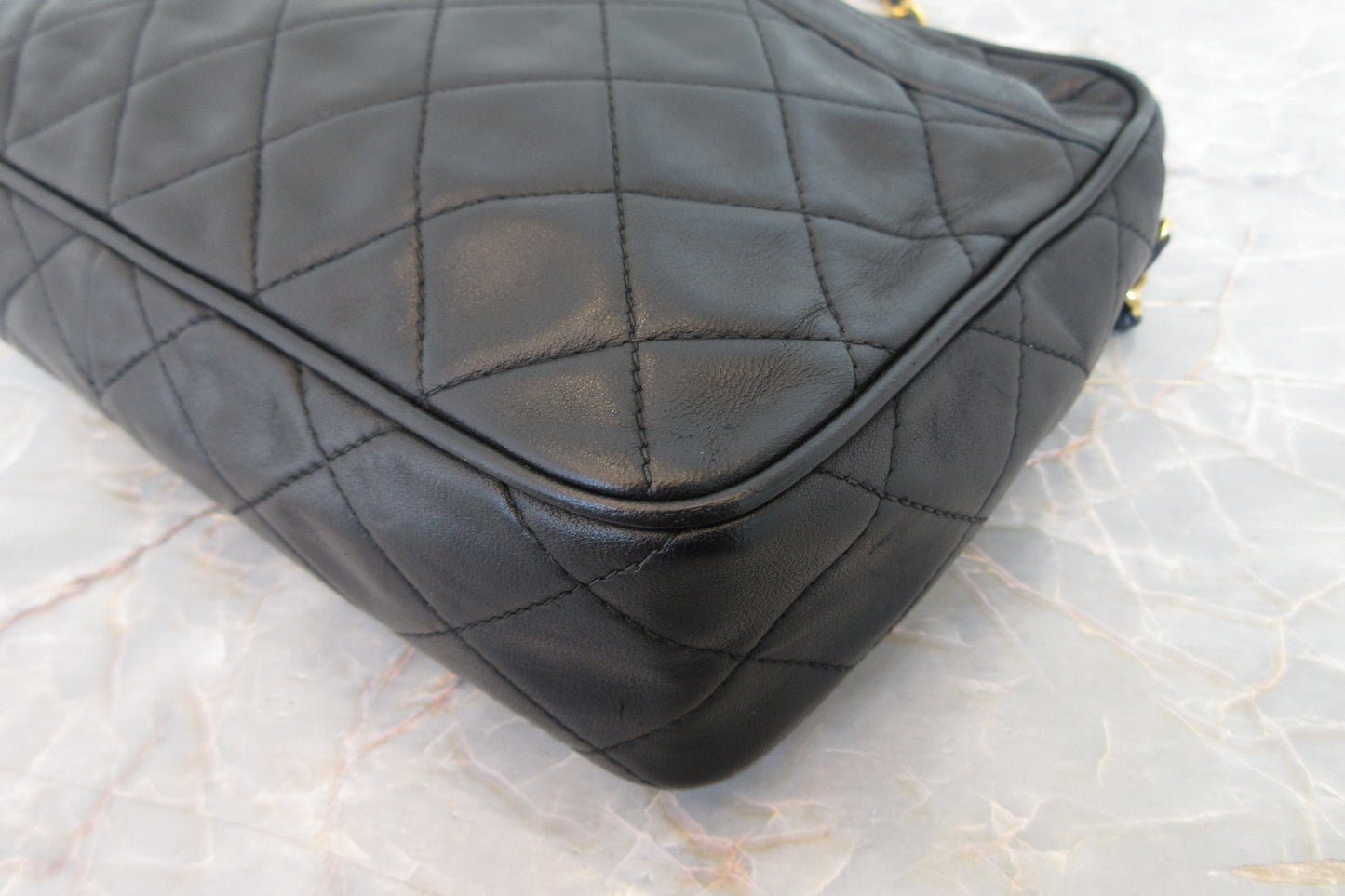 CHANEL/シャネル マトラッセフリンジチェーンショルダーバッグ ラムスキン ブラック/ゴールド金具 ショルダーバッグ 700070212