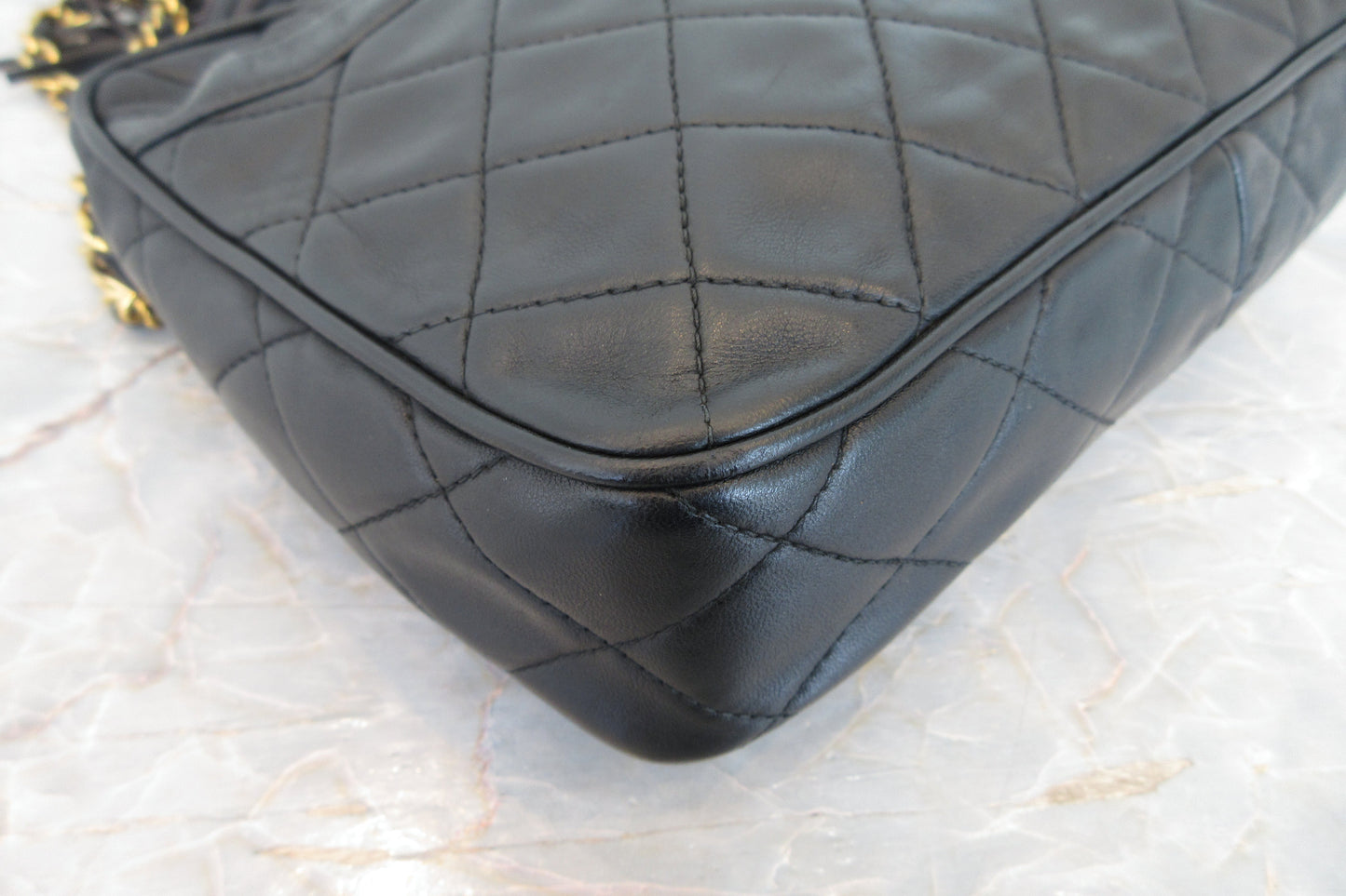 CHANEL/シャネル マトラッセフリンジチェーンショルダーバッグ ラムスキン ブラック/ゴールド金具 ショルダーバッグ 700070212