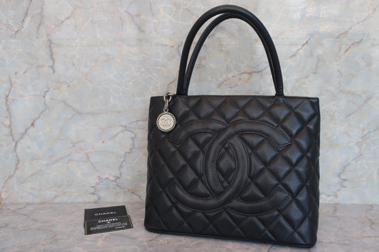 CHANEL/シャネル 復刻トート キャビアスキン ブラック/シルバー金具 トートバッグ 700070242