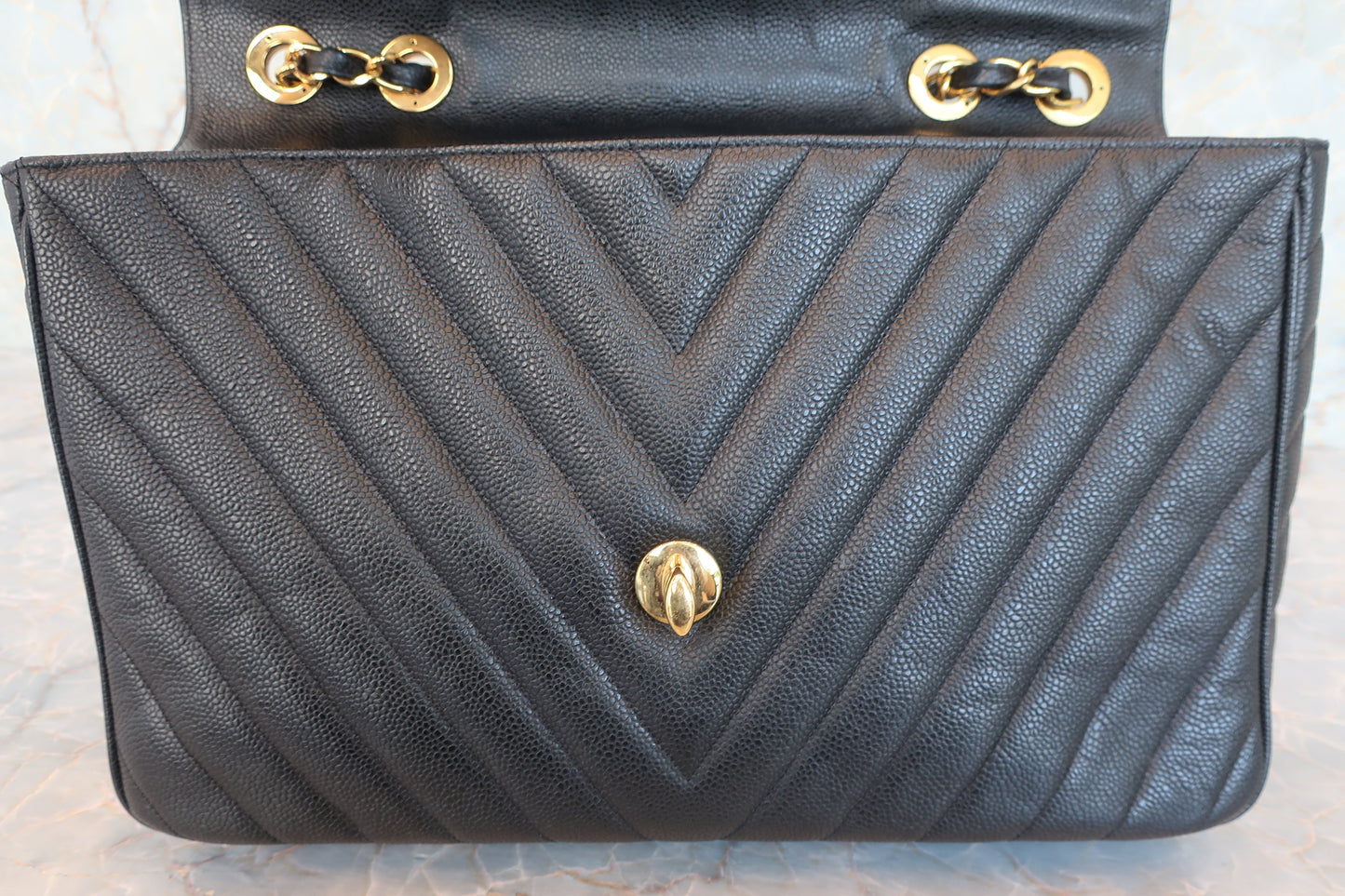 CHANEL/シャネル Vステッチチェーンショルダーバッグ キャビアスキン ブラック/ゴールド金具 ショルダーバッグ 700070249