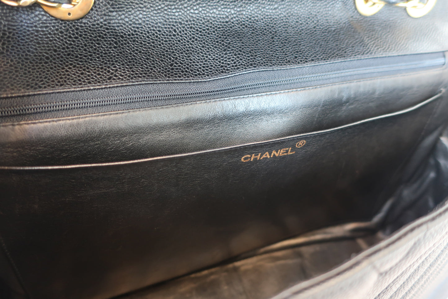 CHANEL/シャネル Vステッチチェーンショルダーバッグ キャビアスキン ブラック/ゴールド金具 ショルダーバッグ 700070249