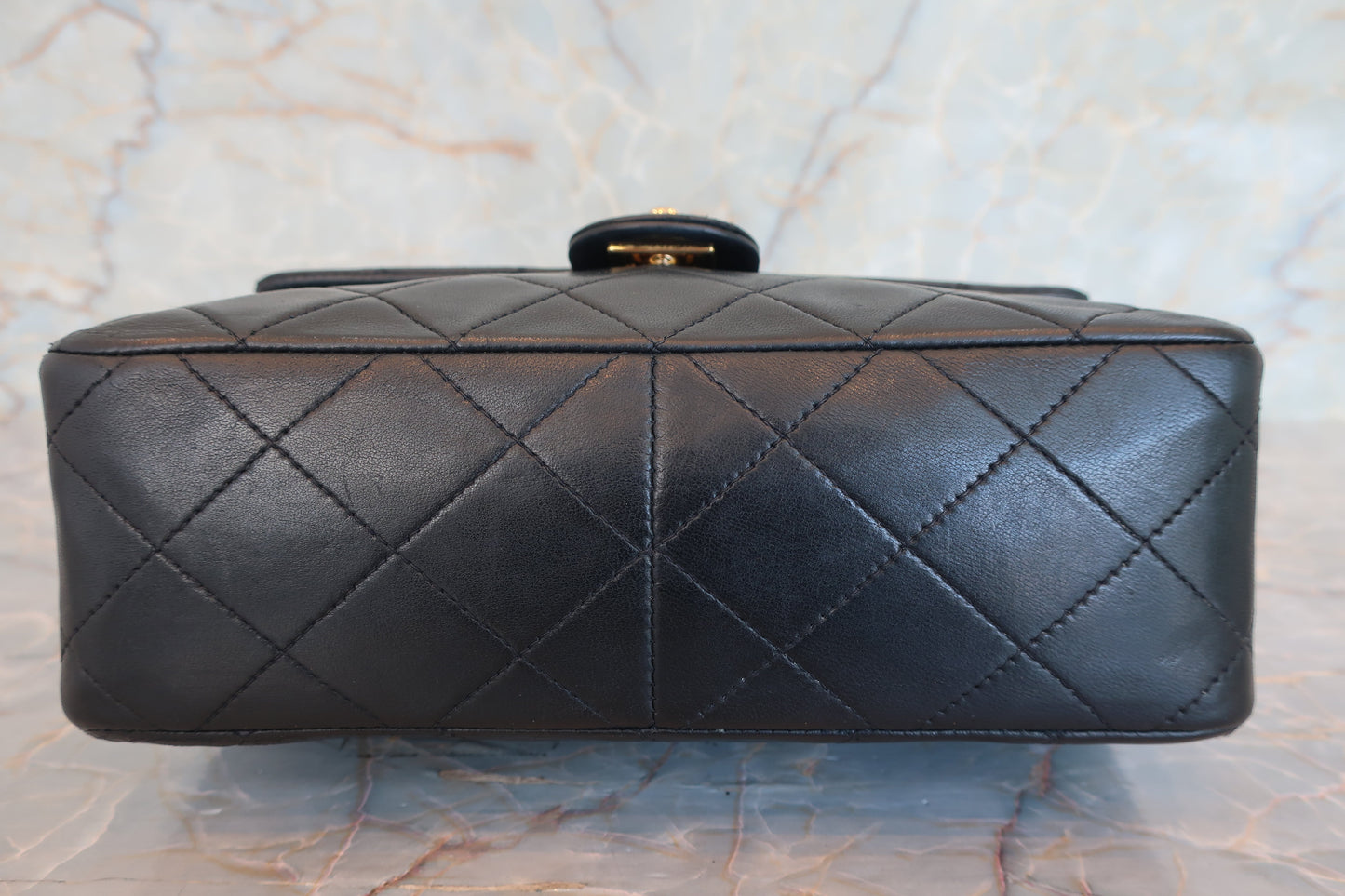 CHANEL/シャネル ミニマトラッセシングルフラップチェーンショルダーバッグ ラムスキン ブラック/ゴールド金具 ショルダーバッグ 700070218