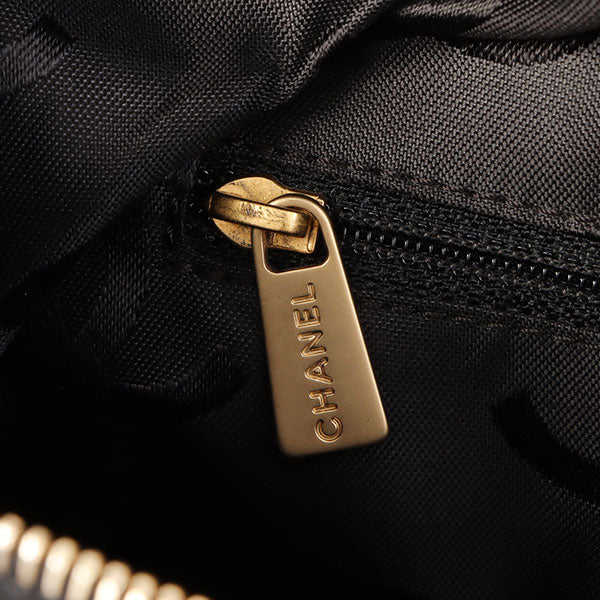 Chanel Around 2005 Made Caviar Skin Wild Stitch Cc Mark Shoulder Bag Black