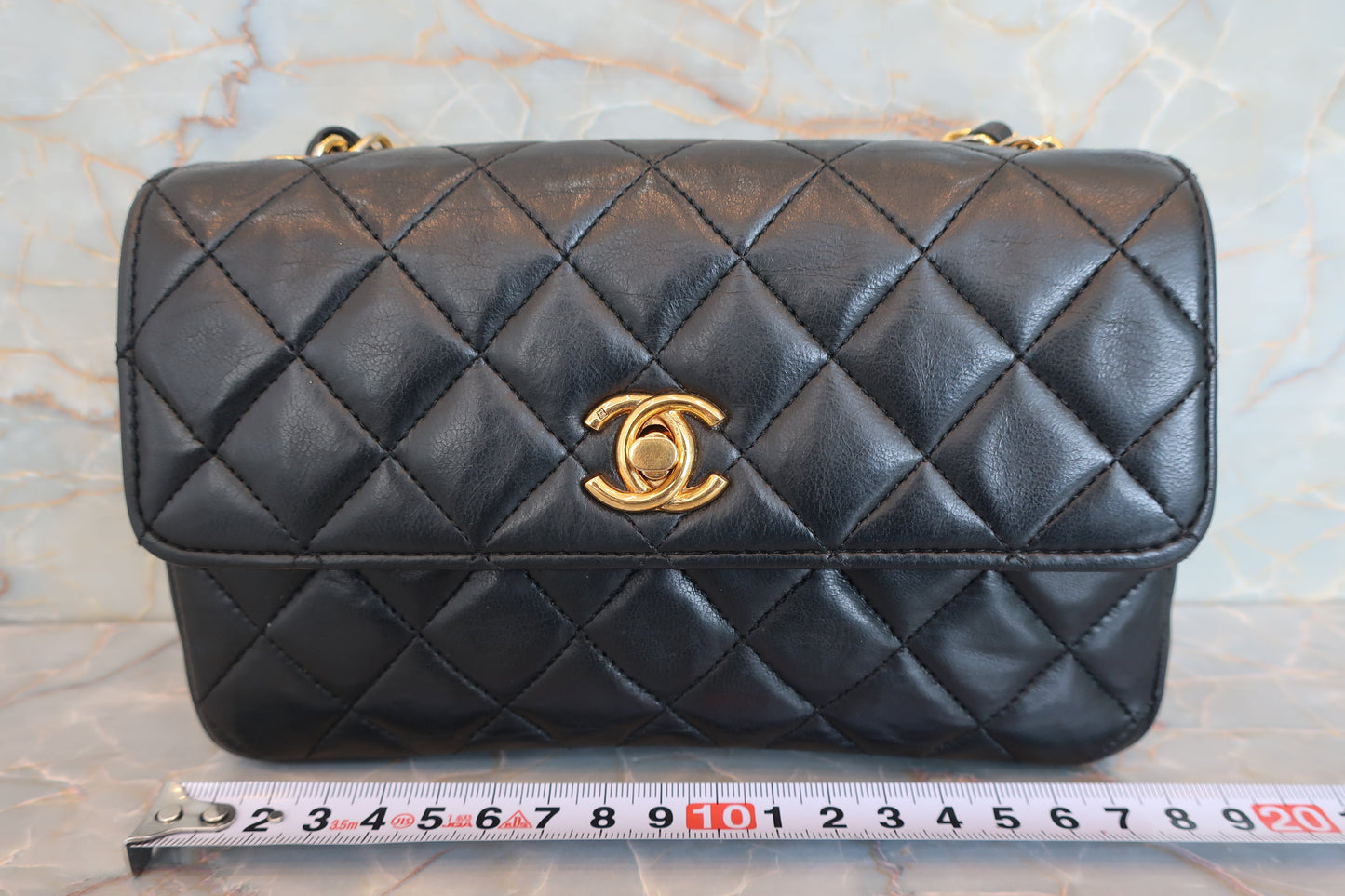 CHANEL/シャネル ミニマトラッセチェーンショルダーバッグ ラムスキン ブラック/ゴールド金具 ショルダーバッグ 700070275