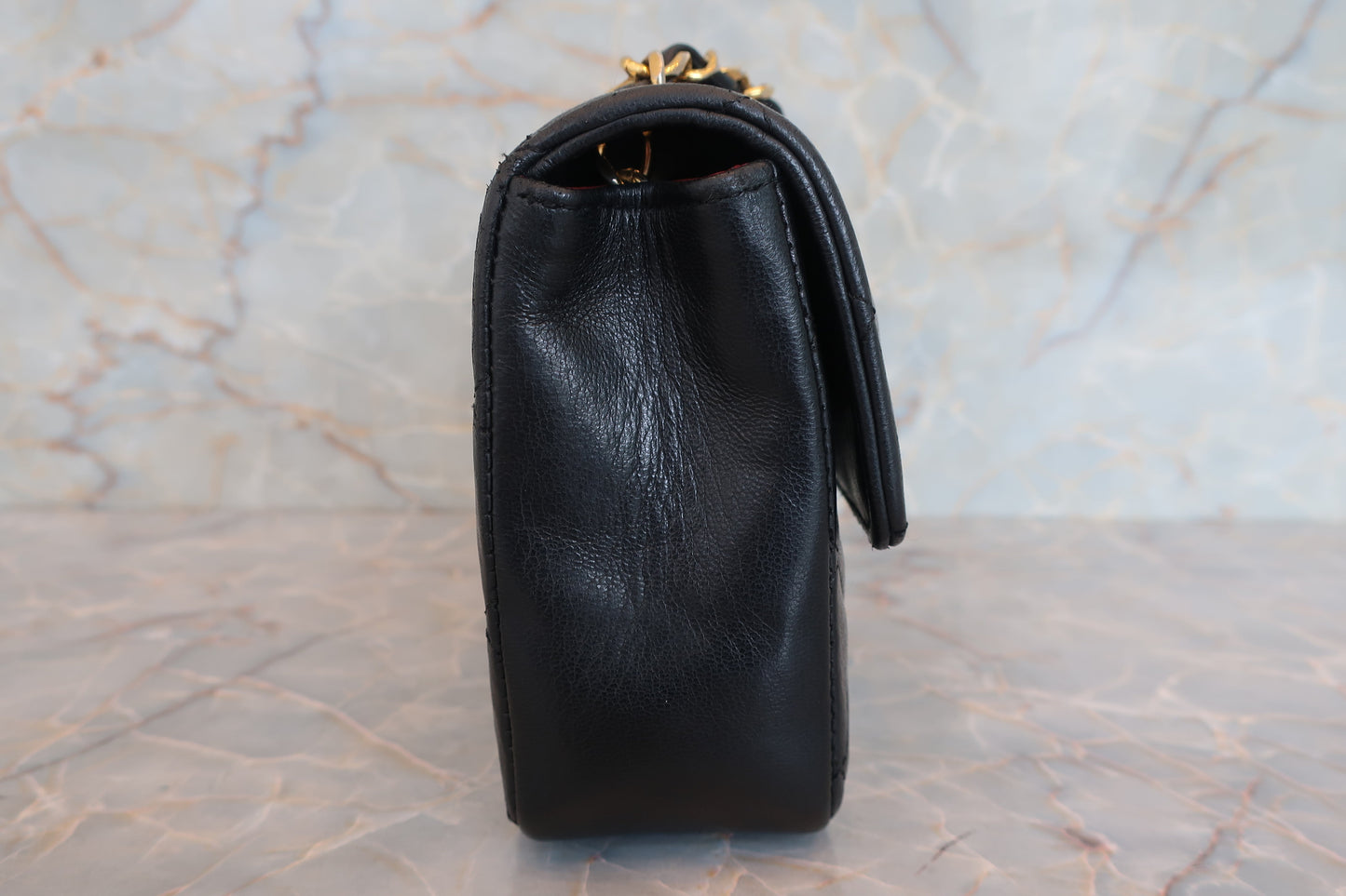 CHANEL/シャネル ミニマトラッセチェーンショルダーバッグ ラムスキン ブラック/ゴールド金具 ショルダーバッグ 700070275