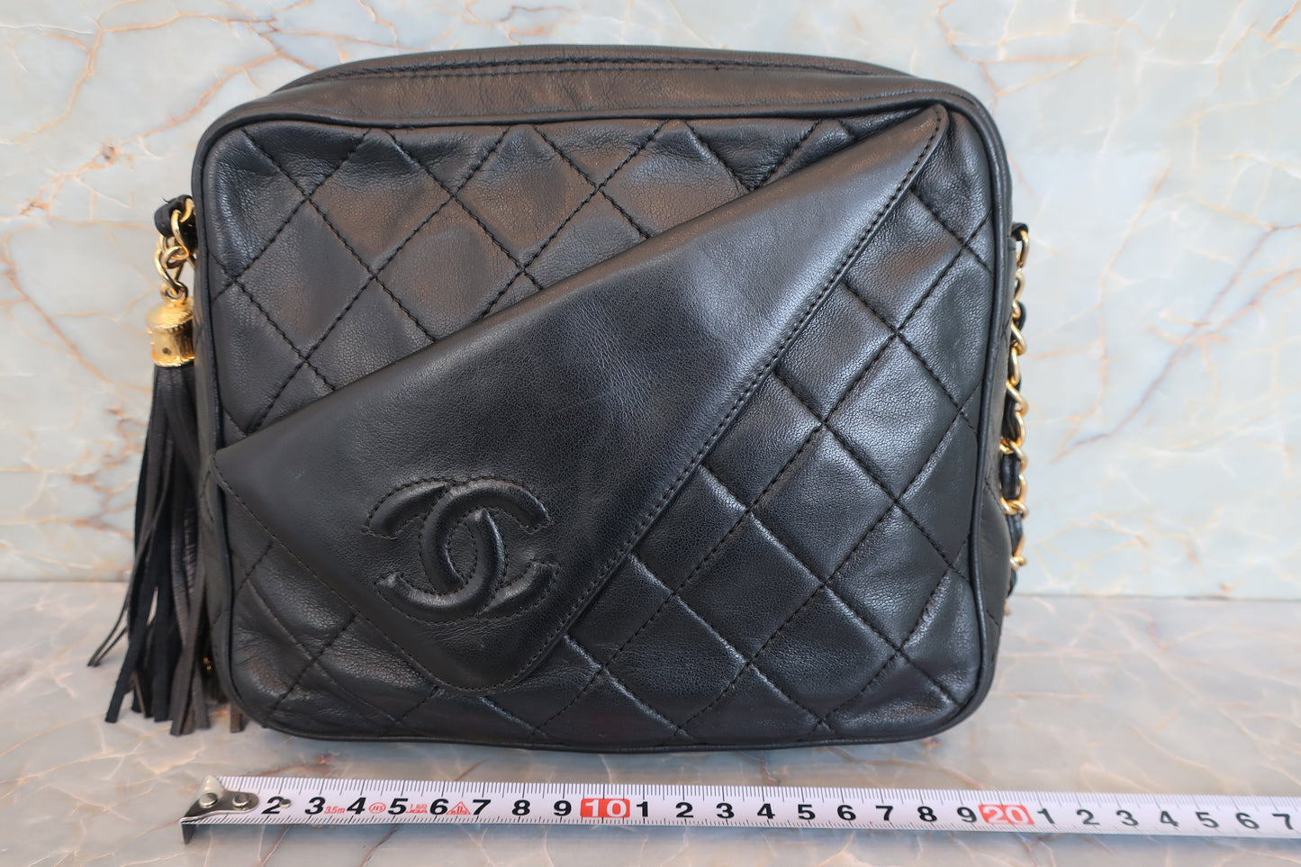 CHANEL/シャネル マトラッセフリンジチェーンショルダーバッグ ラムスキン ブラック/ゴールド金具 ショルダーバッグ 700070252