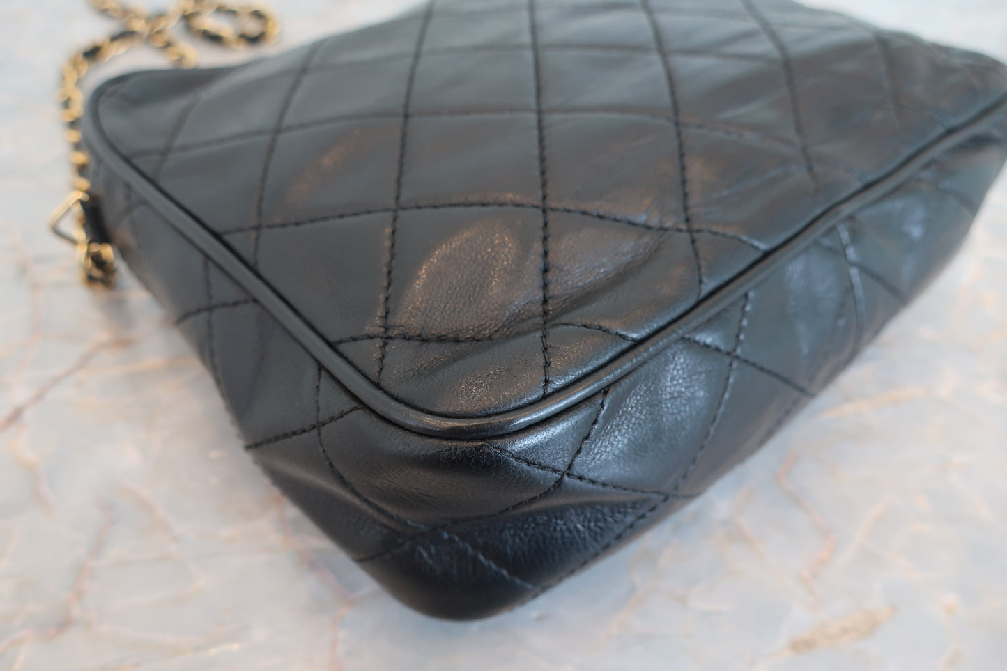 CHANEL/シャネル マトラッセフリンジチェーンショルダーバッグ ラムスキン ブラック/ゴールド金具 ショルダーバッグ 700070252