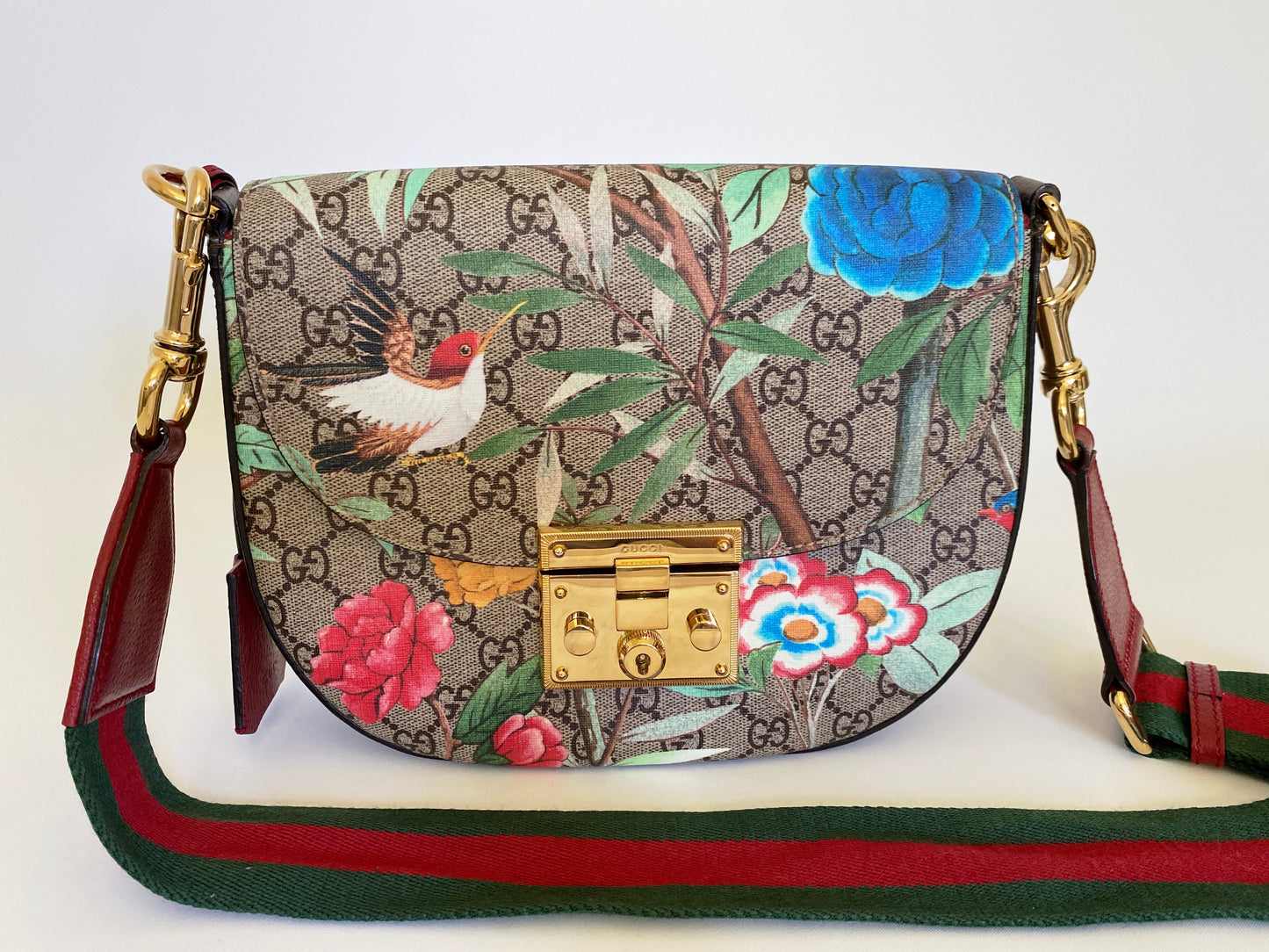 GUCCI - GG SUPREME CANVAS SADDLE BAG IN TIAN PRINT