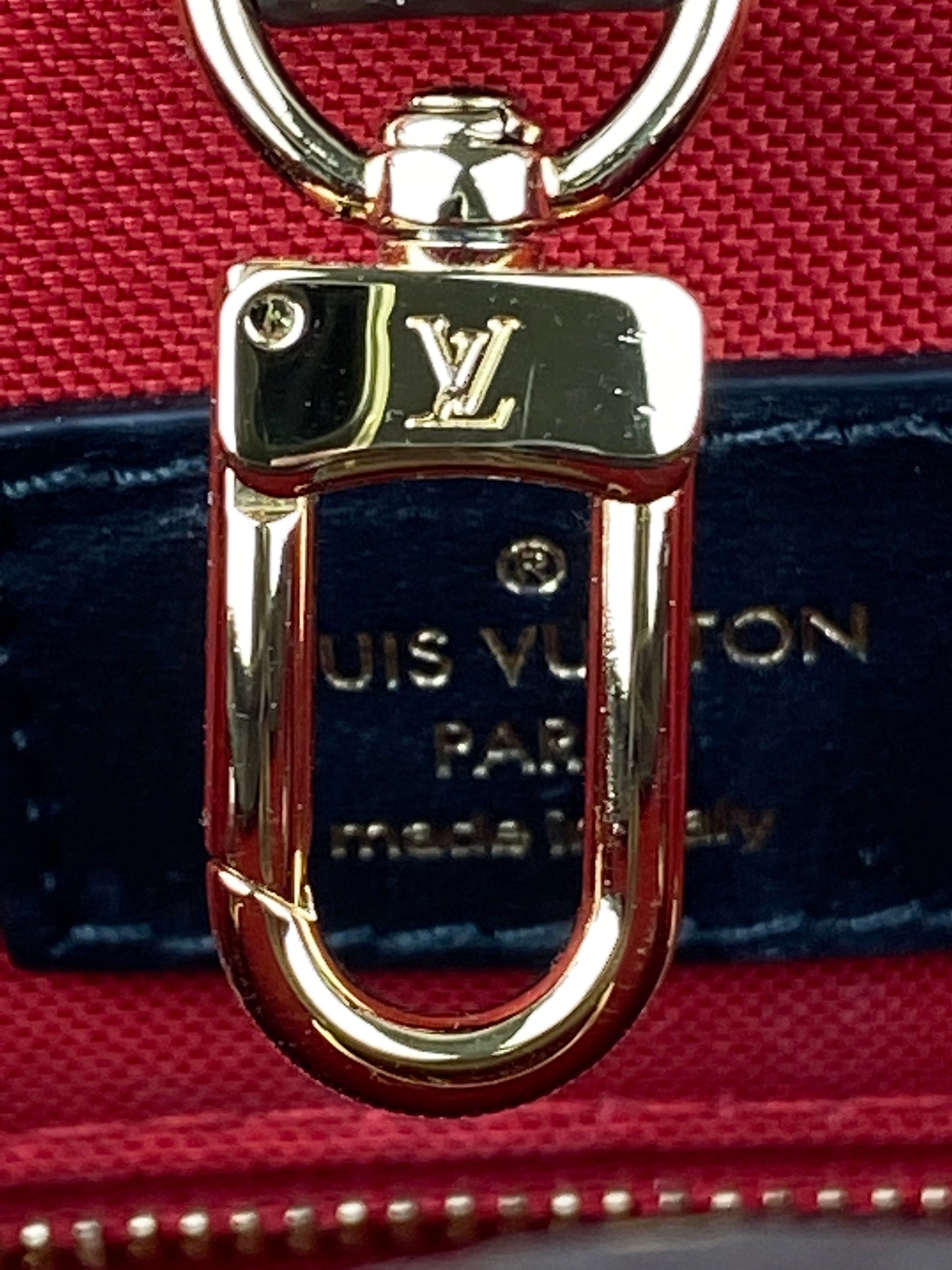 LOUIS VUITTON - ONTHEGO MM BAG IN MONOGRAM CANVAS