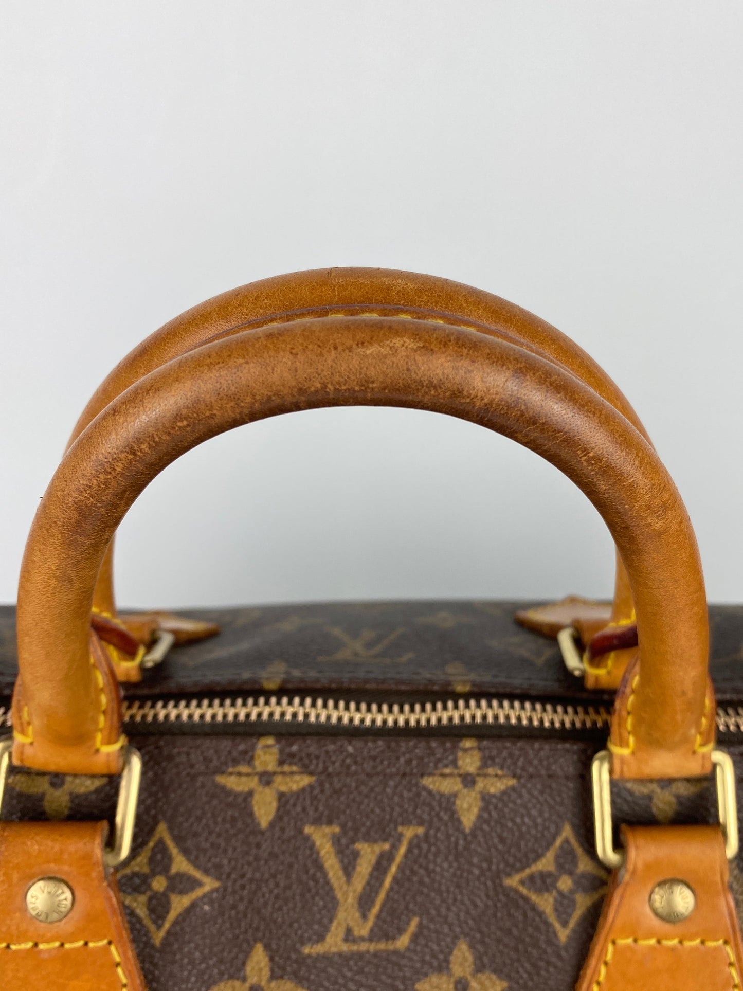 LOUIS VUITTON - MONOGRAM SPEEDY 40 BAG - YR 1997