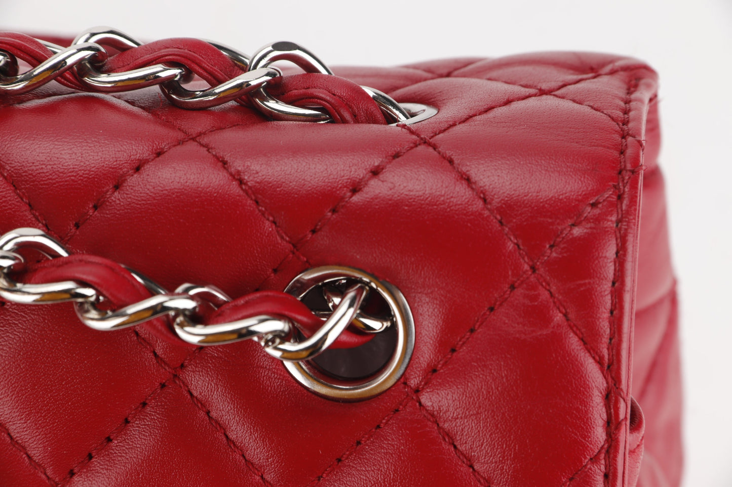 CHANEL RED QUILTED LAMBSKIN 32CM SHOULDER BAG (1466xxxx) SILVER HARDWARE, NO  & DUST COVER