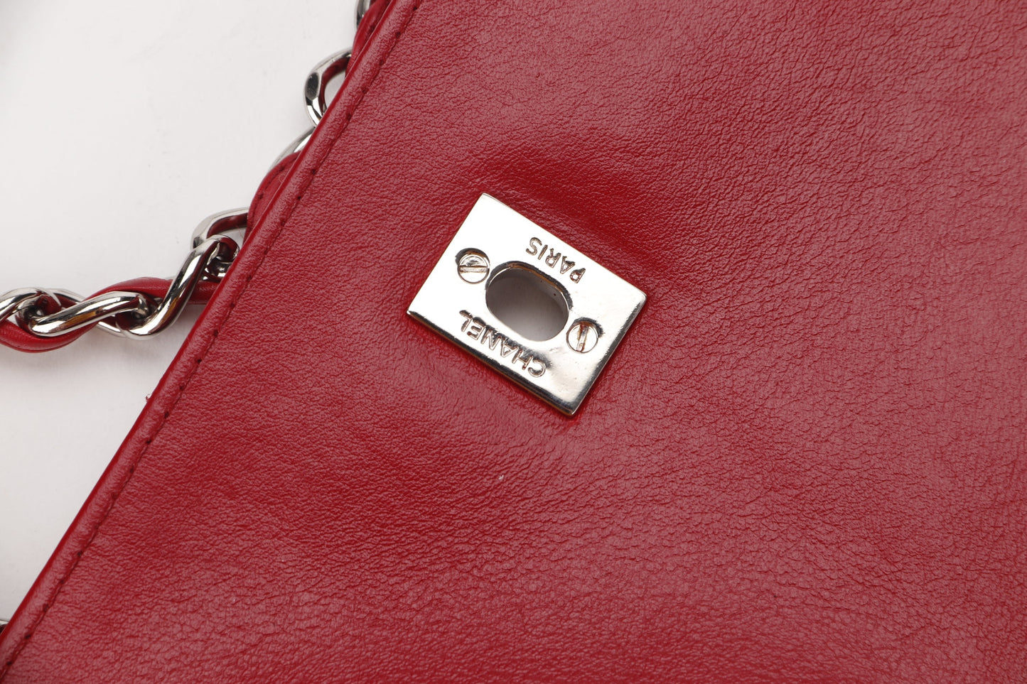 CHANEL RED QUILTED LAMBSKIN 32CM SHOULDER BAG (1466xxxx) SILVER HARDWARE, NO  & DUST COVER