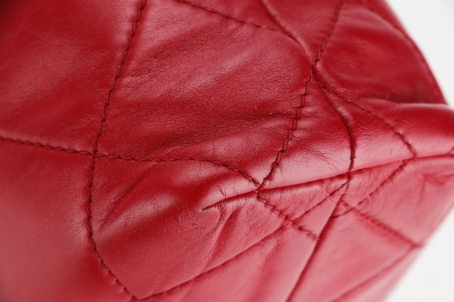 CHANEL RED QUILTED LAMBSKIN 32CM SHOULDER BAG (1466xxxx) SILVER HARDWARE, NO  & DUST COVER