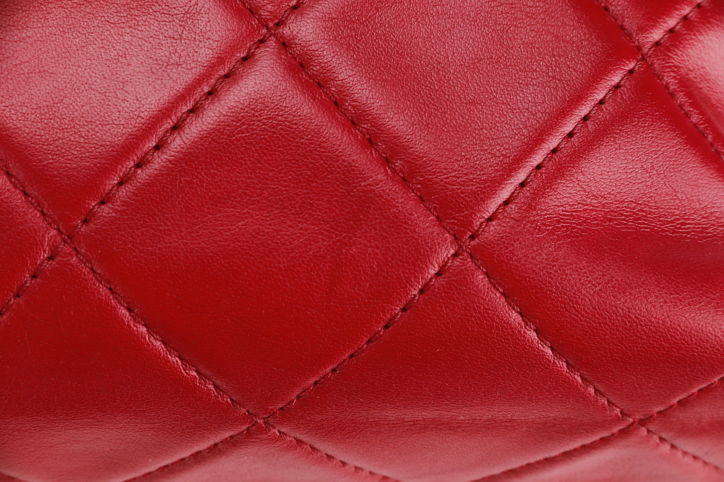 CHANEL RED QUILTED LAMBSKIN 32CM SHOULDER BAG (1466xxxx) SILVER HARDWARE, NO  & DUST COVER