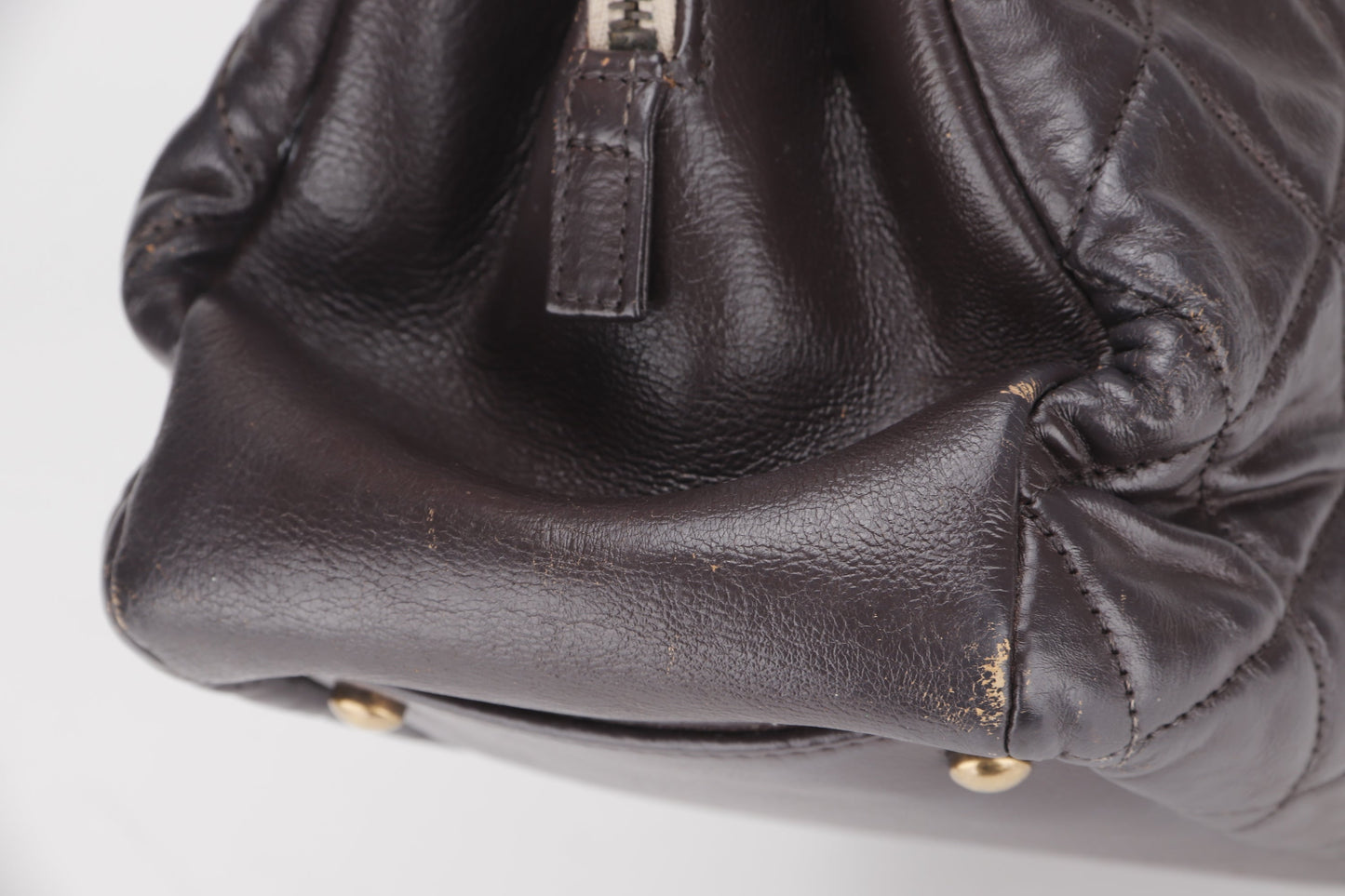 CHANEL QUILTED MATELASSE LAMBSKIN CC LOGO SHOULDER BAG (1739xxxx) GOLD HARDWARE, NO  & DUST COVER