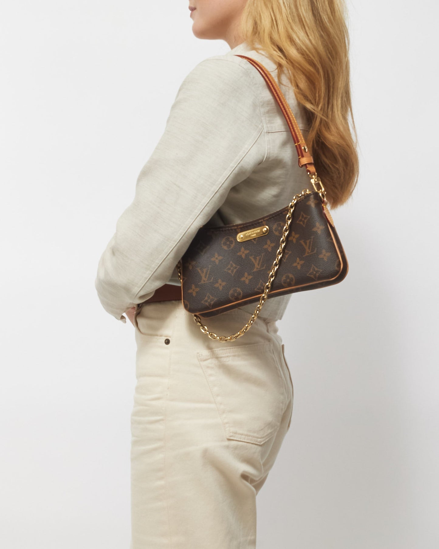 Louis Vuitton Monogram Canvas Liv Pochette Shoulder Bag