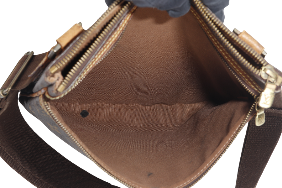 LOUIS VUITTON BOSPHORE POCHETTE (M40044) SHOULDER CROSSBODY BAG MONOGRAM CANVAS NO DUST COVER