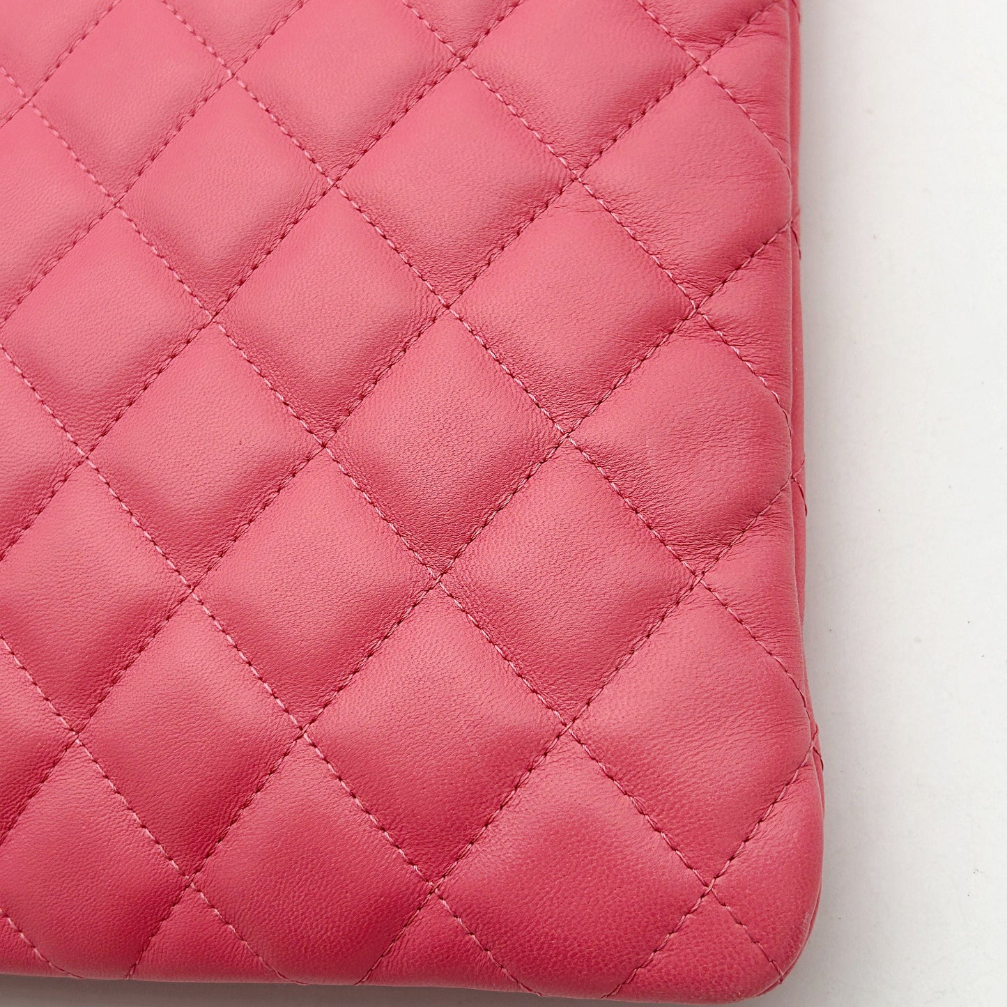 Chanel Medium Beauty CC O-Case Casino Bag - Pink Clutches, Handbags B0503TQLVE