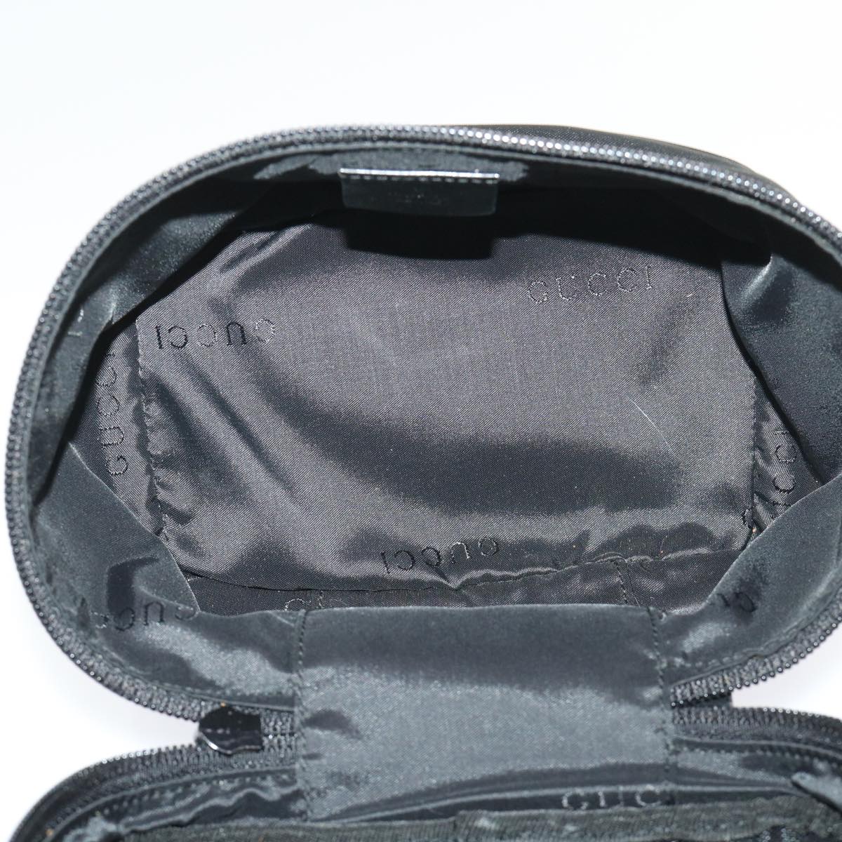 GUCCI Vanity Cosmetic Pouch Nylon Black 0390951 001998  ac2023