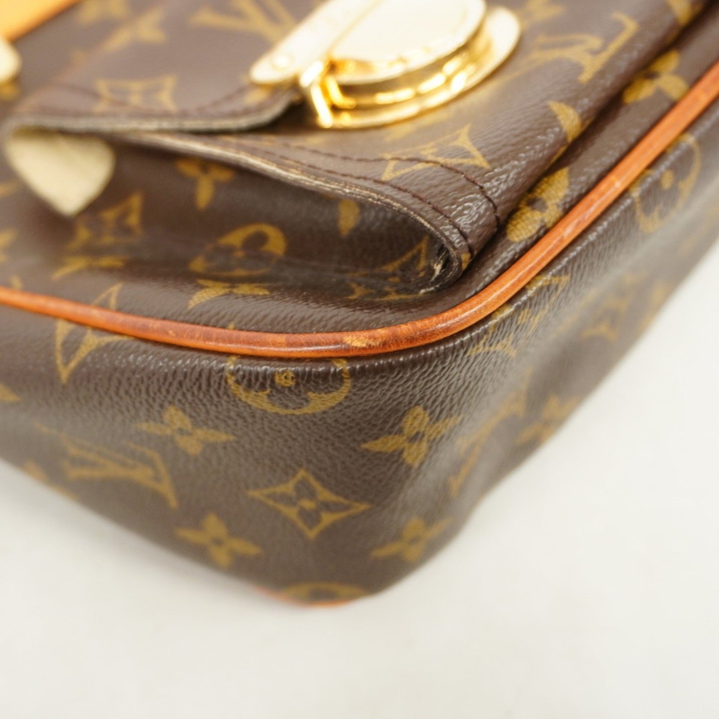 Louis Vuitton  Shoulder Bag