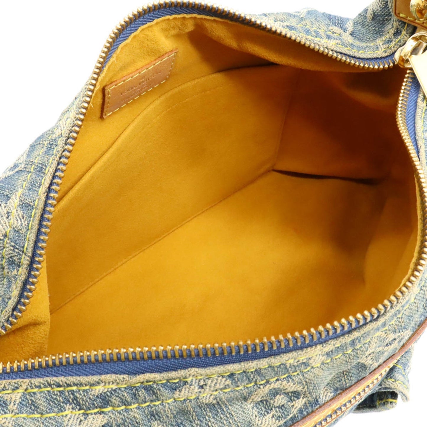 Louis Vuitton Monogram   Monogram  Shoulder Bag