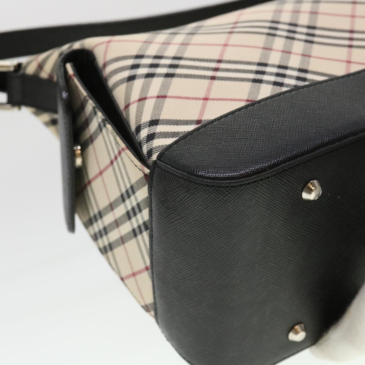 Burberry Nova Check Shoulder Bag Nylon Beige Auth am4137