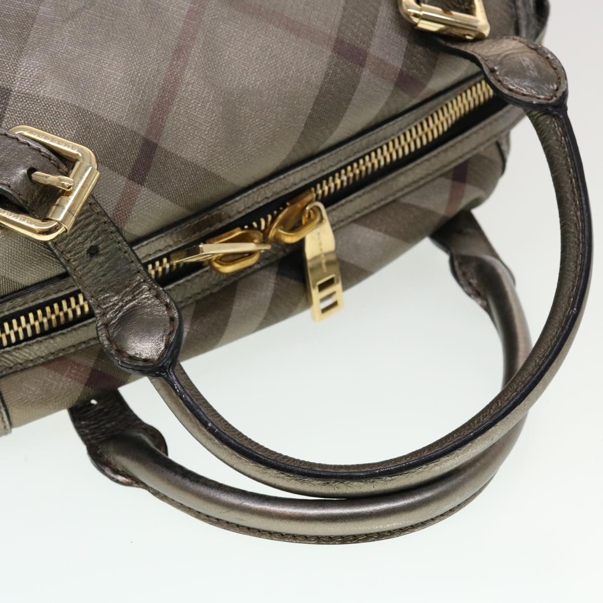 Burberry Nova Check Shoulder Bag Leather Silver Auth am4544