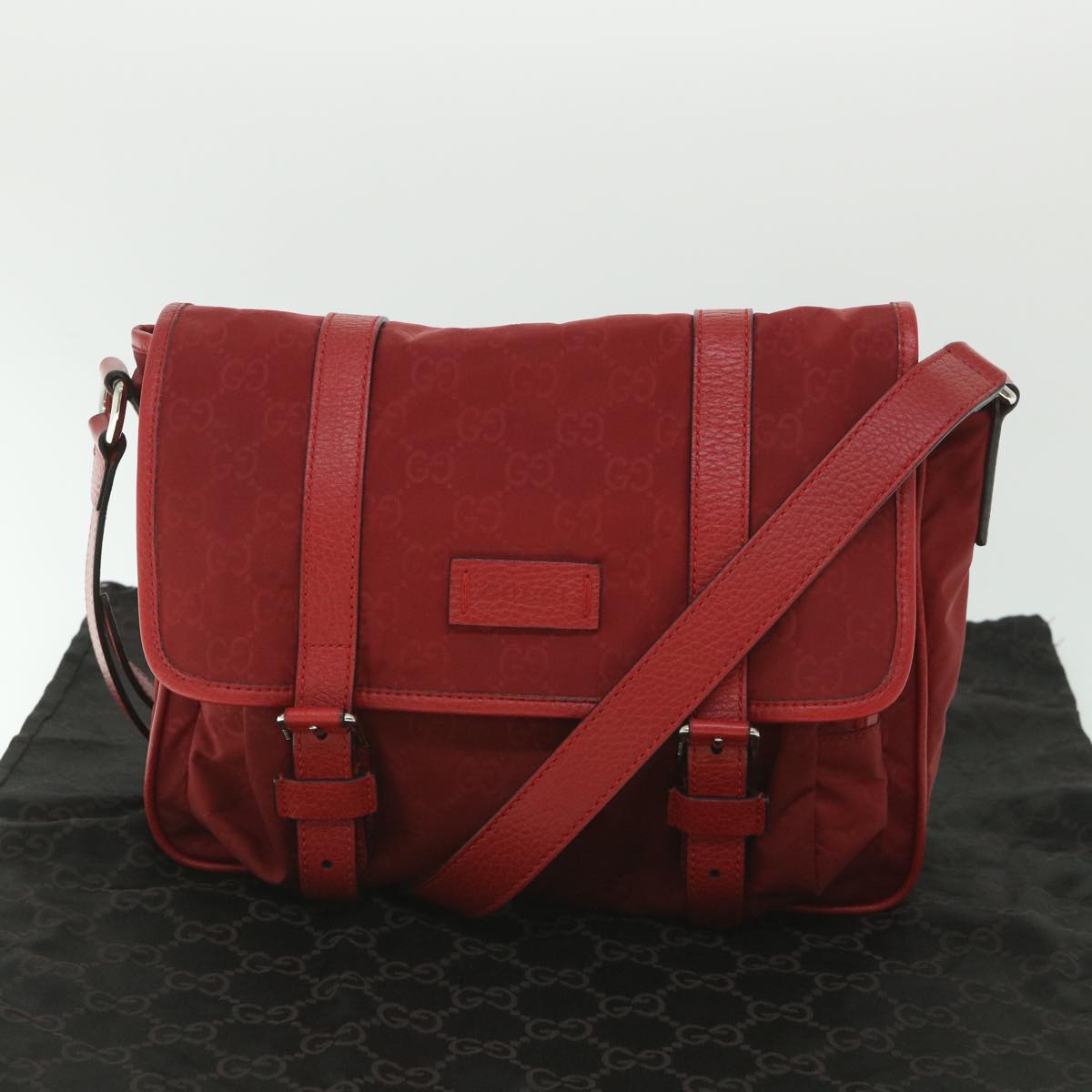 Gucci Gg Canvas Shoulder Bag Nylon