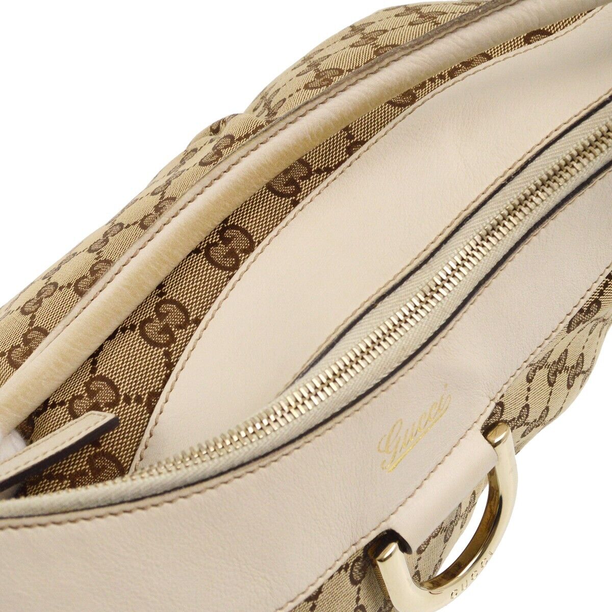 Gucci Beige White Gg Shoulder Bag