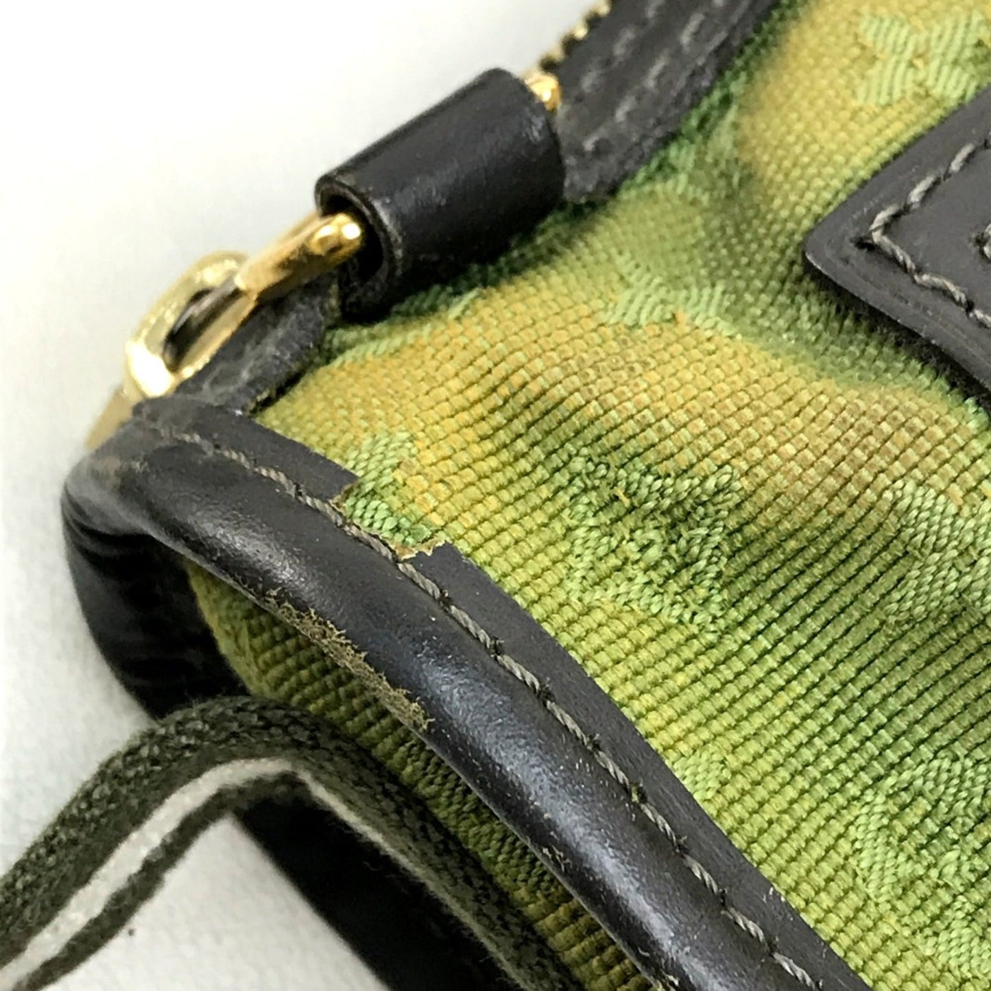 Louis Vuitton   Shoulder Bag