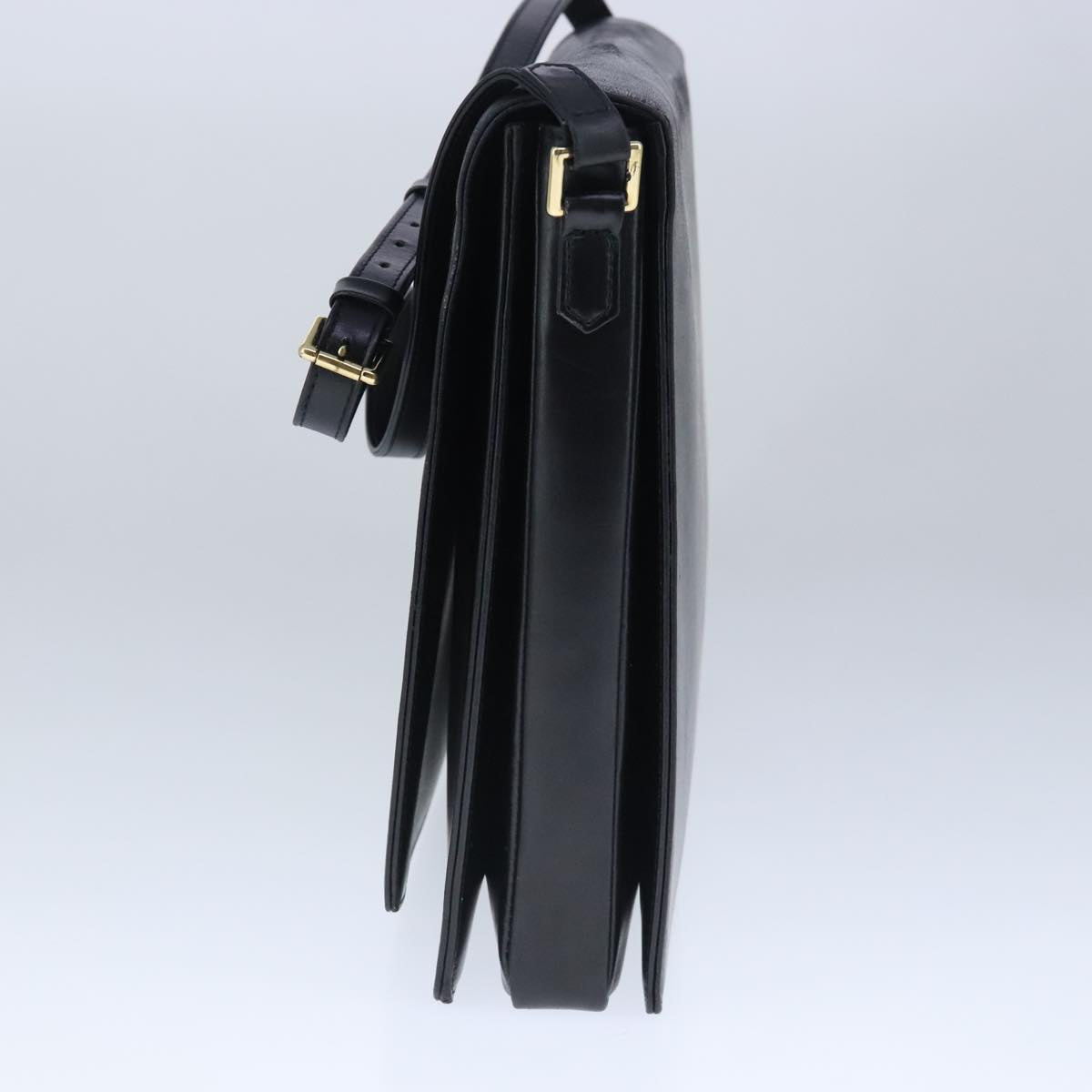 Louis Vuitton Opéra  Leather Shoulder Bag