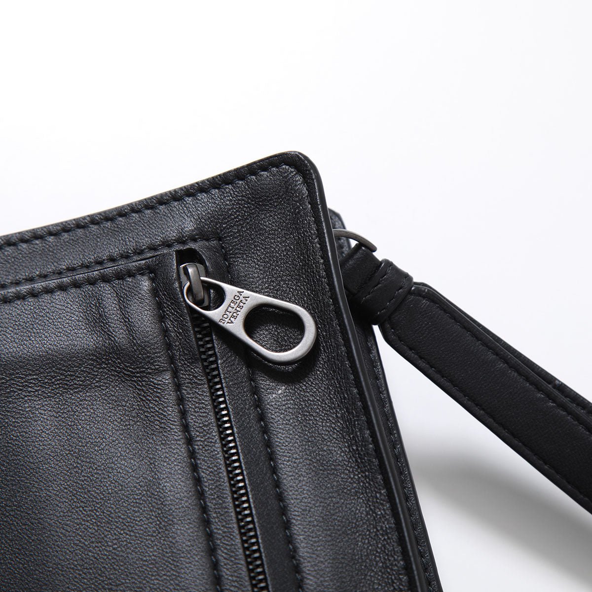 Bottega Veneta Intrecciato Leather Wristlet Clutch Bag